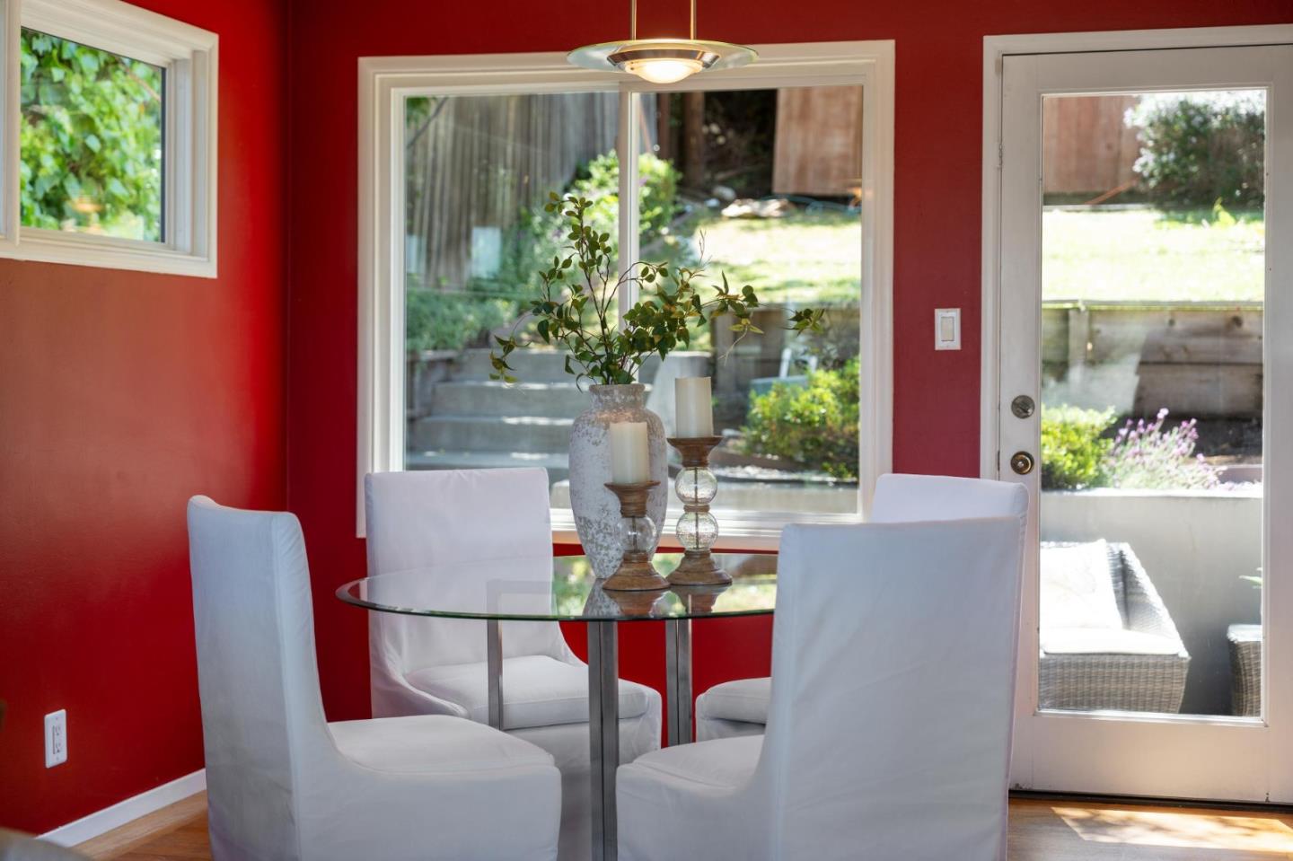 317 Rolling Hills AVE