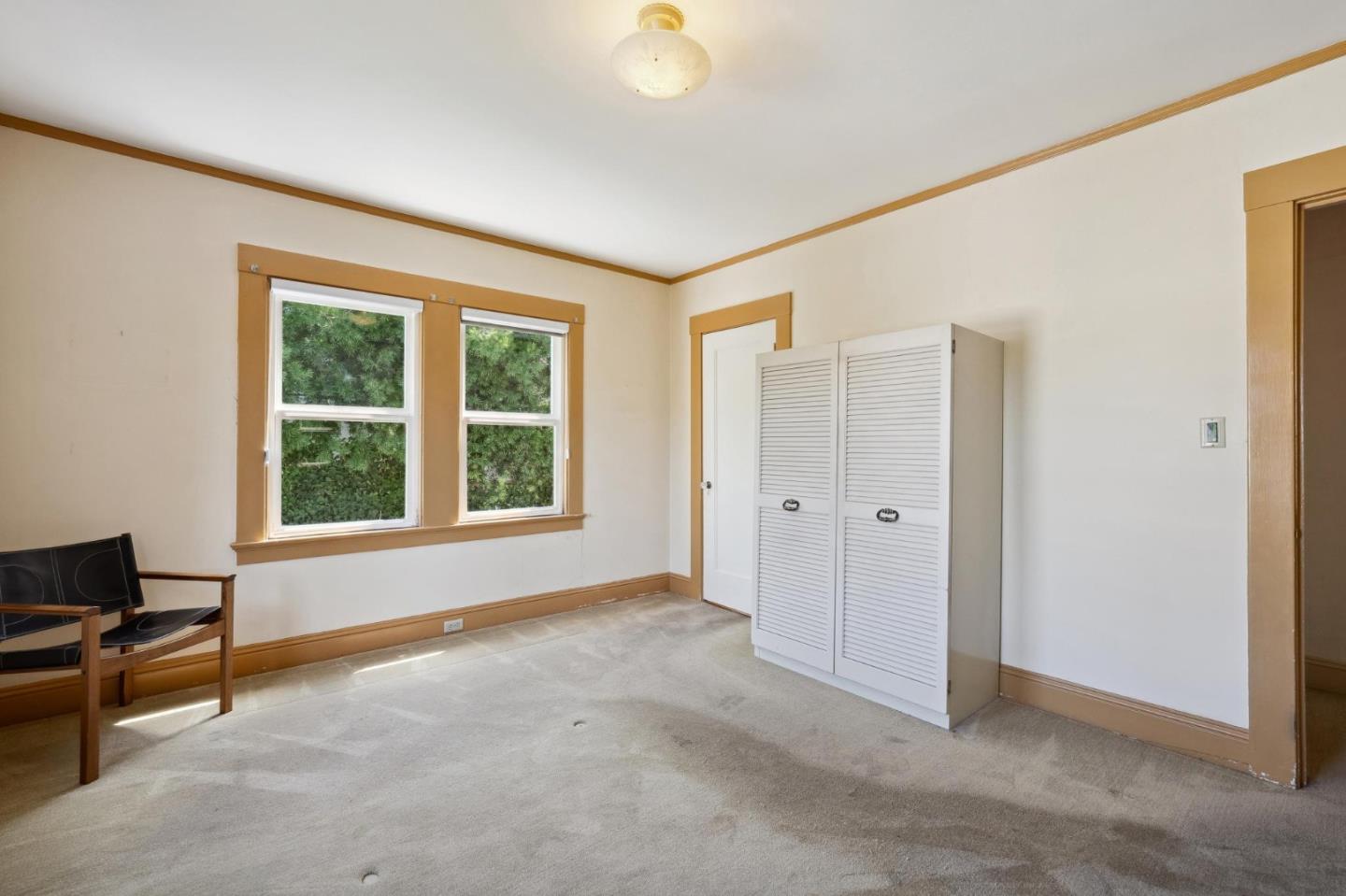 1112 Vancouver AVE