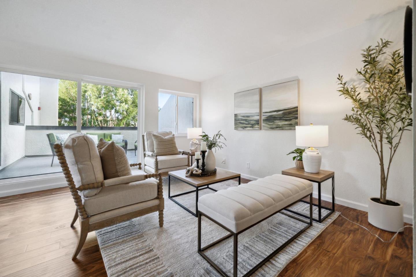 1 Appian WAY 708-9