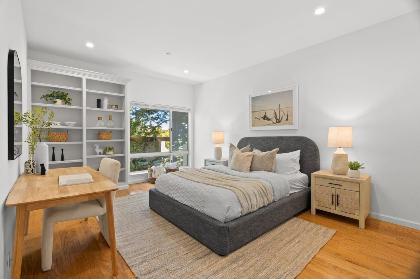 10 9th Avenue 303