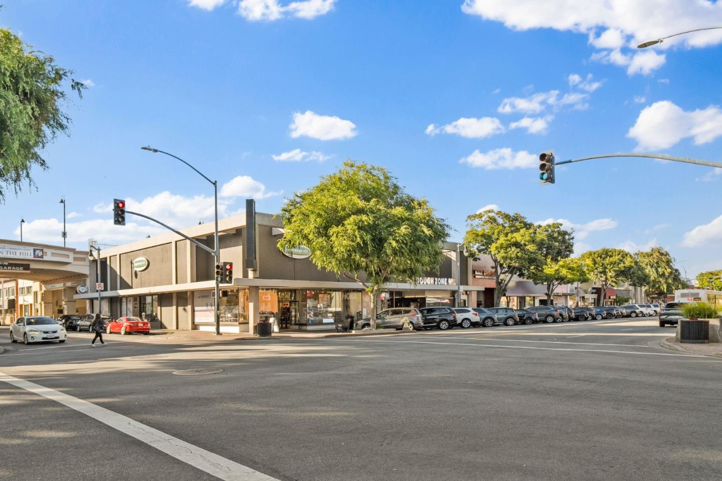 10 9th Avenue 303
