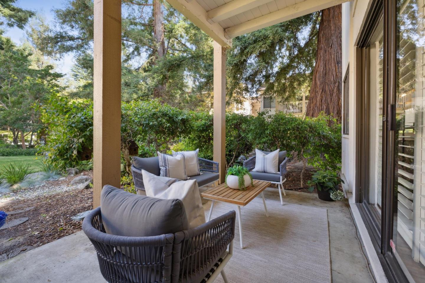 1328 Woodside Road