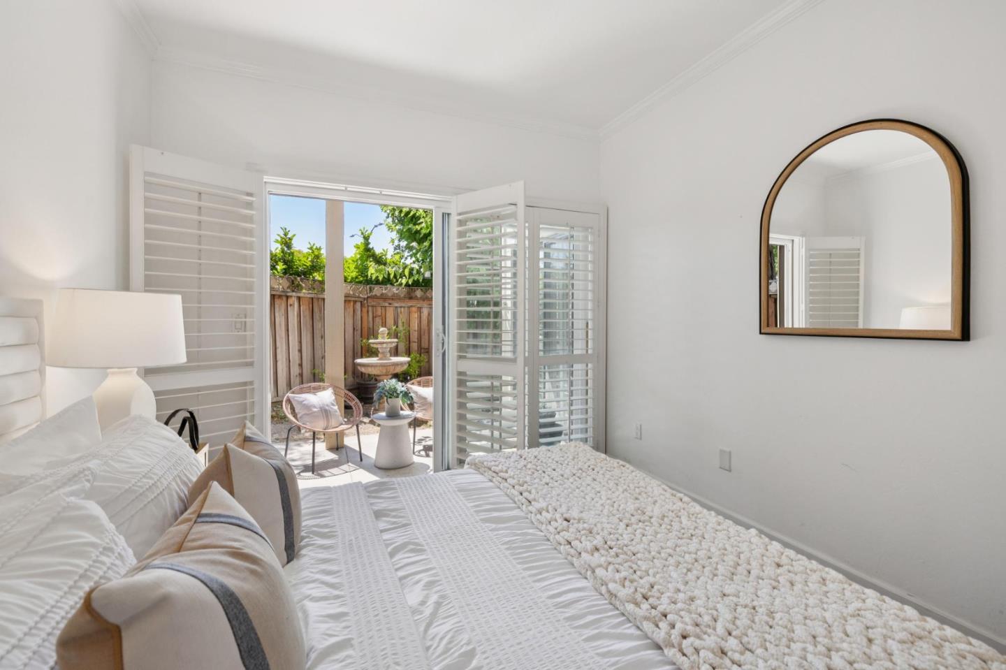 1328 Woodside Road