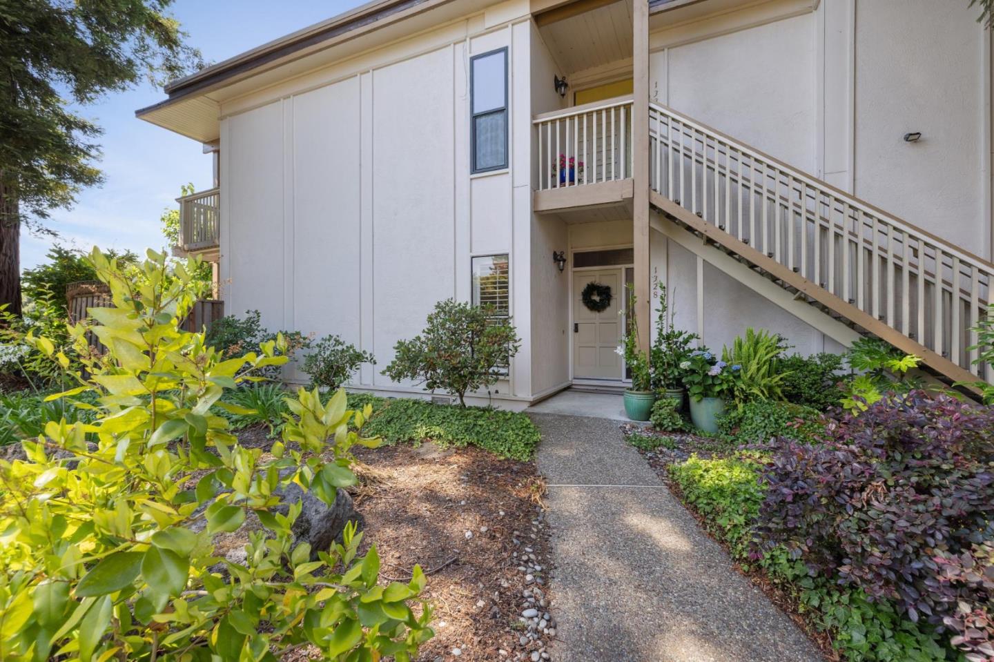 1328 Woodside Road