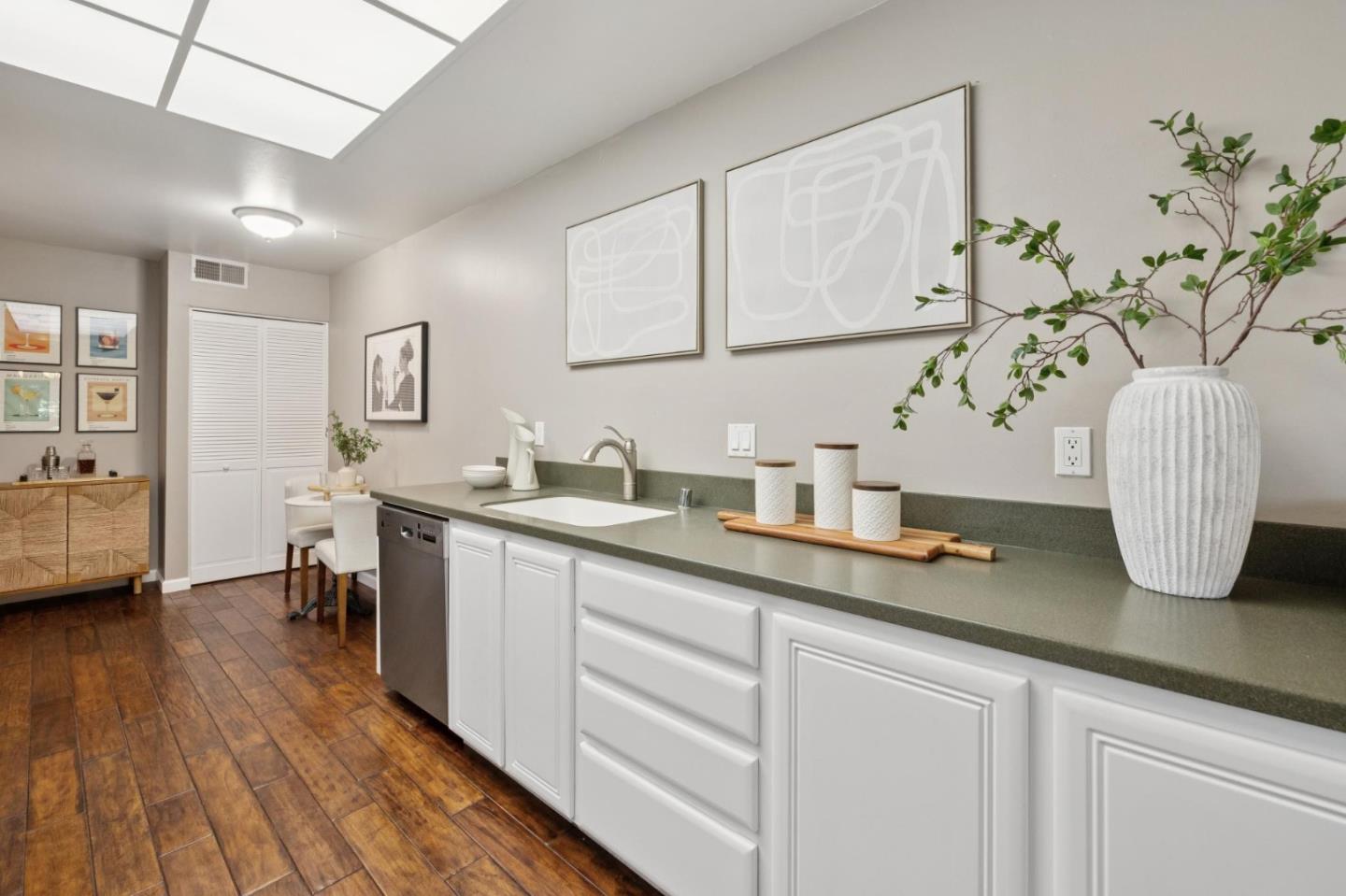 1328 Woodside Road