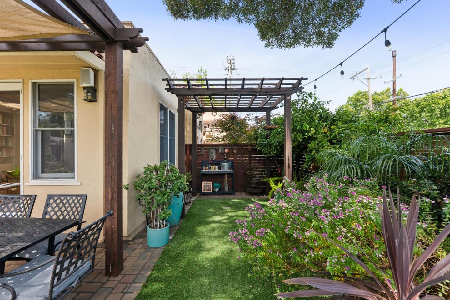 39 Humboldt Road