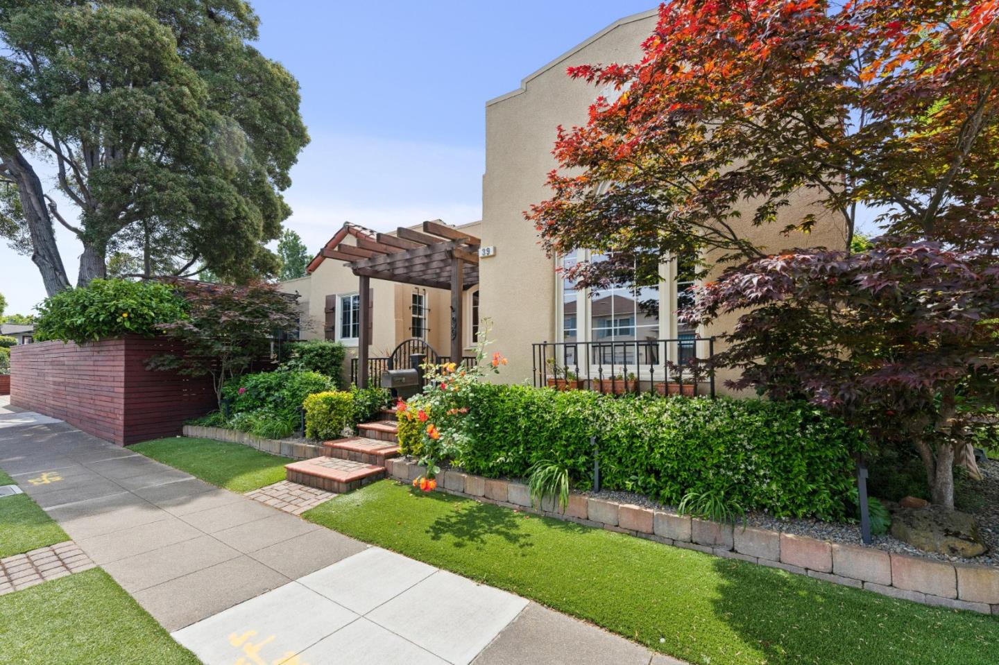 39 Humboldt Road