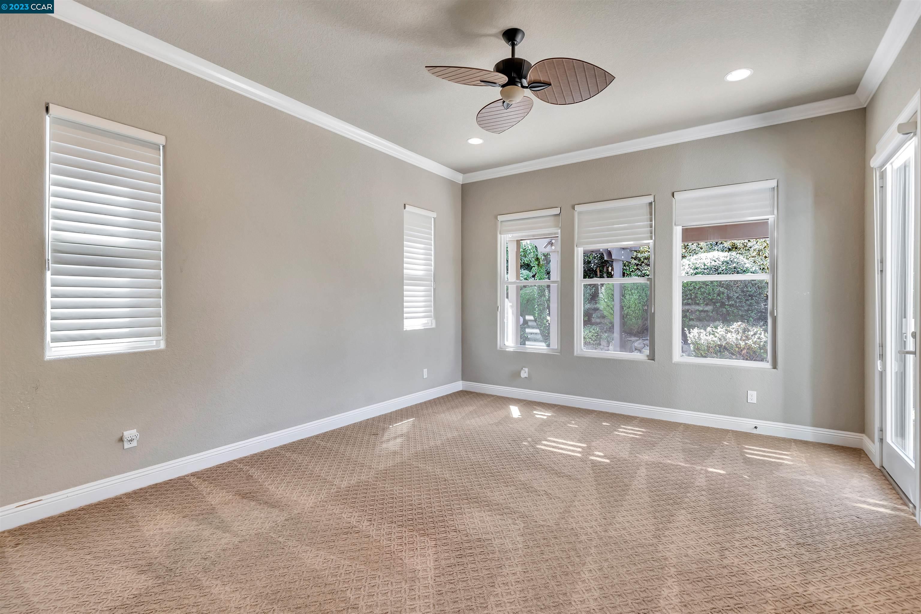 1629 Zinfandel Dr