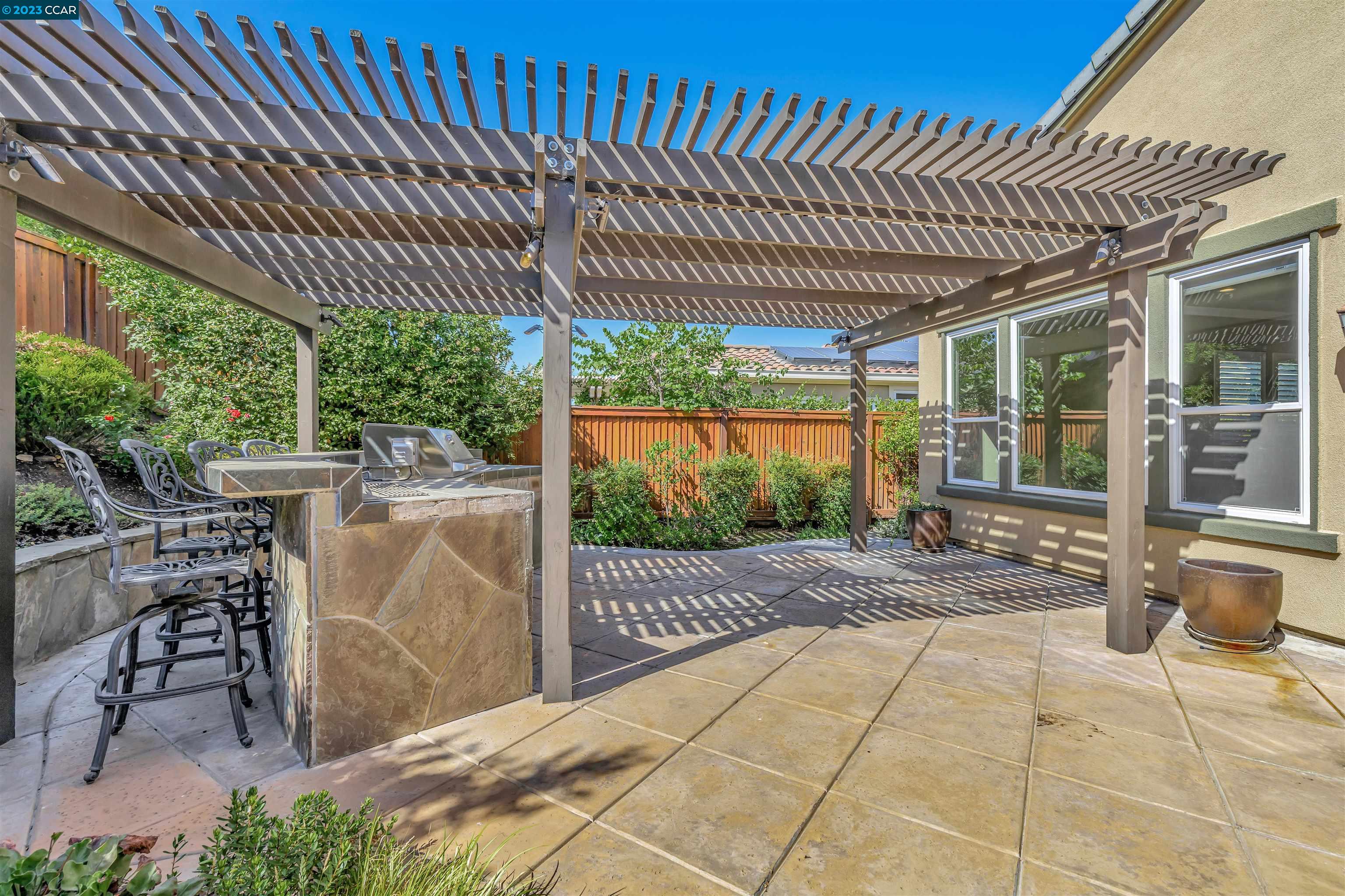 1629 Zinfandel Dr