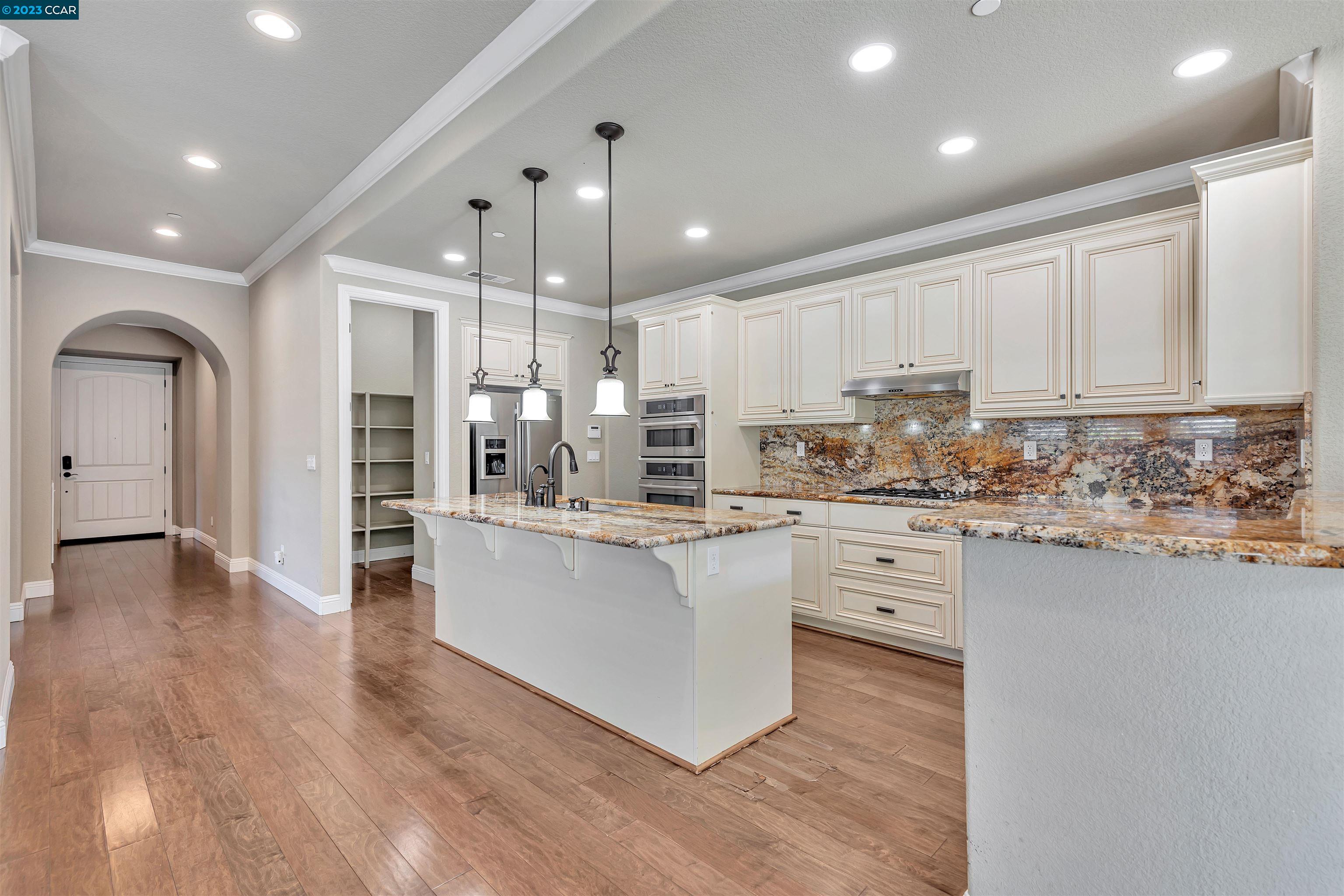 1629 Zinfandel Dr