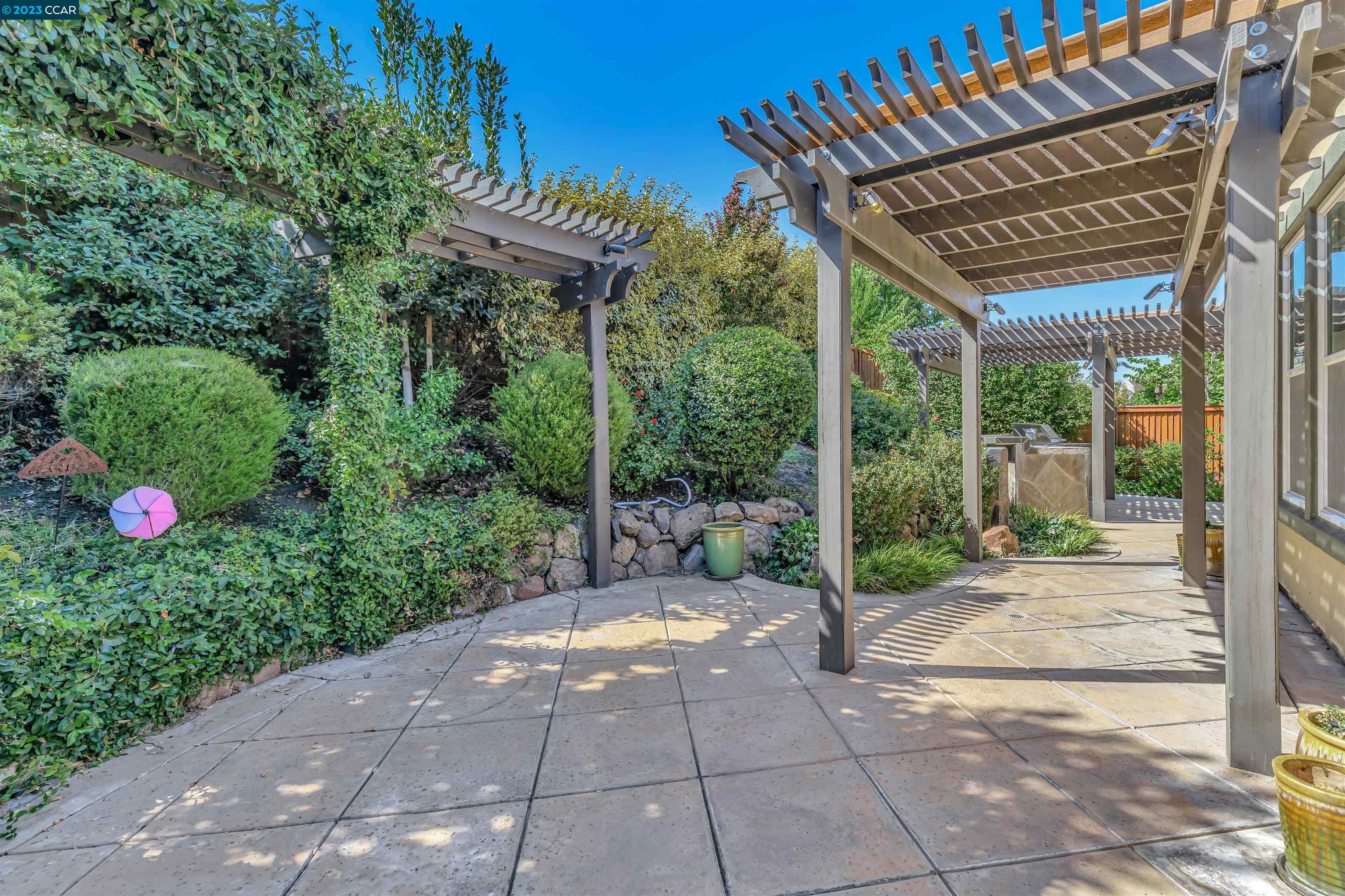 1629 Zinfandel Dr
