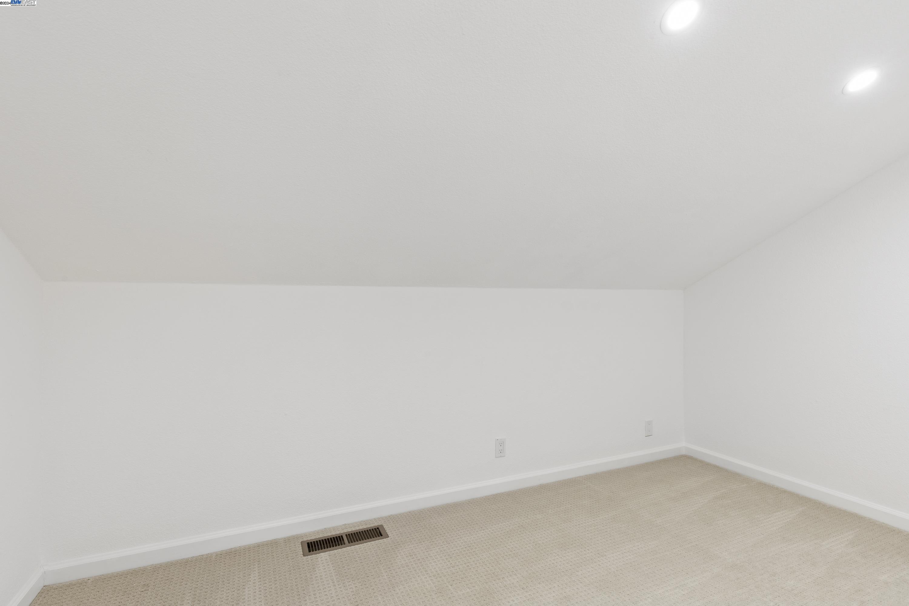 5436 Black Ave