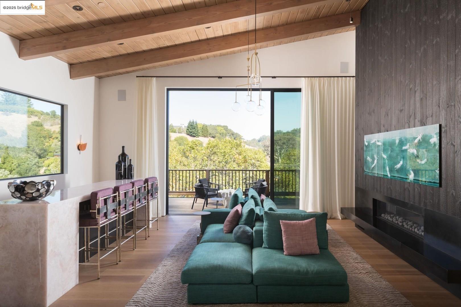 119 Melody LN, Orinda