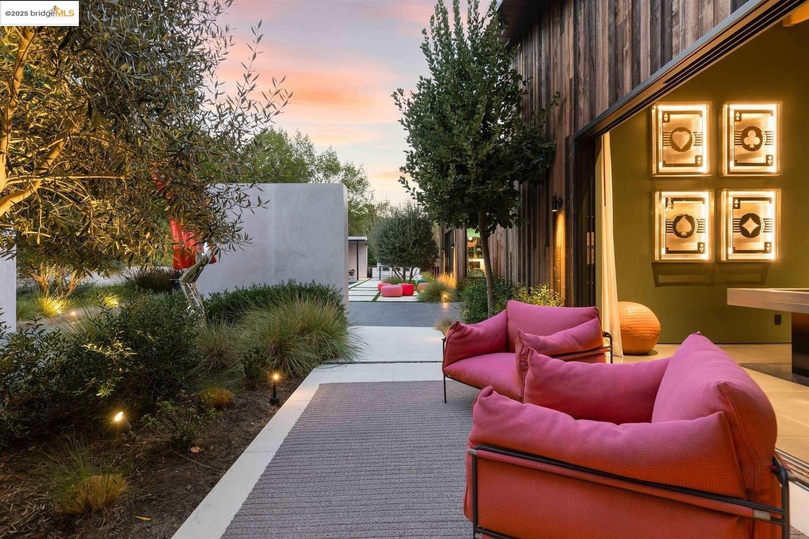 119 Melody LN, Orinda