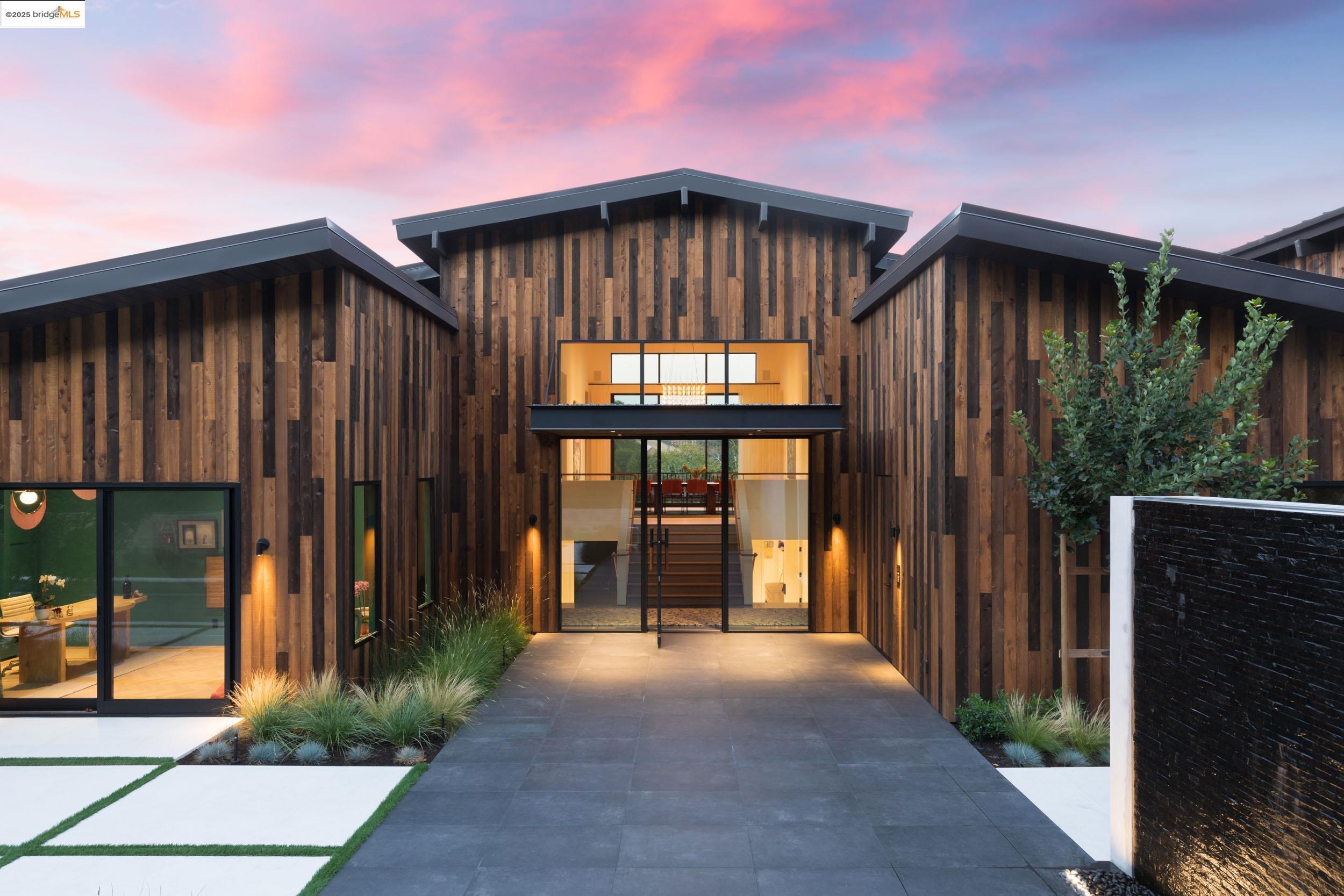 119 Melody LN, Orinda