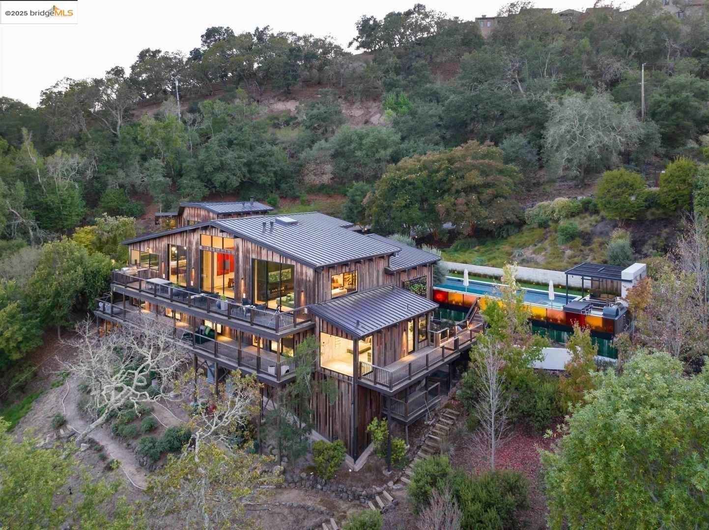 119 Melody LN, Orinda