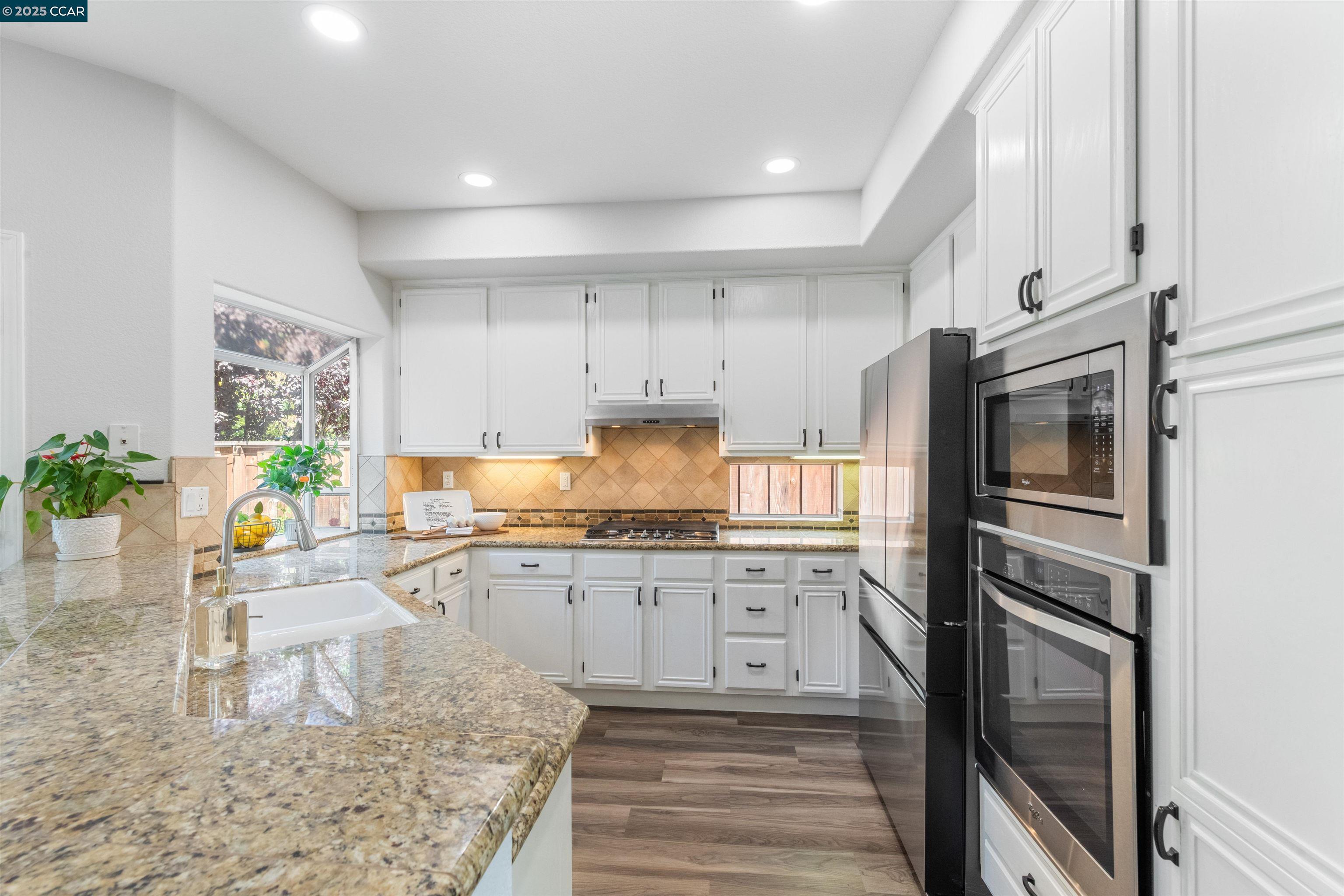 16 Haskins Ranch Cir