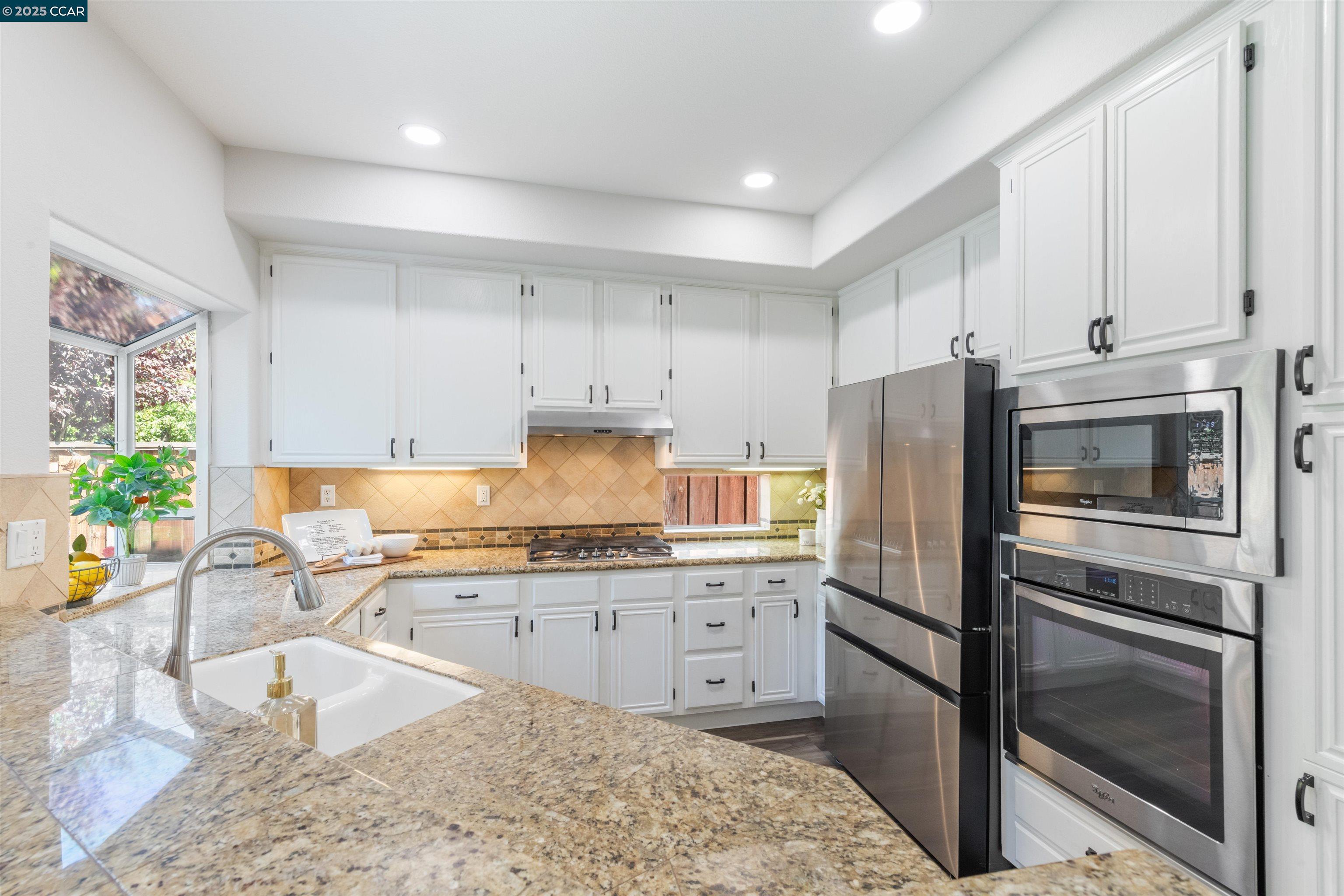 16 Haskins Ranch Cir
