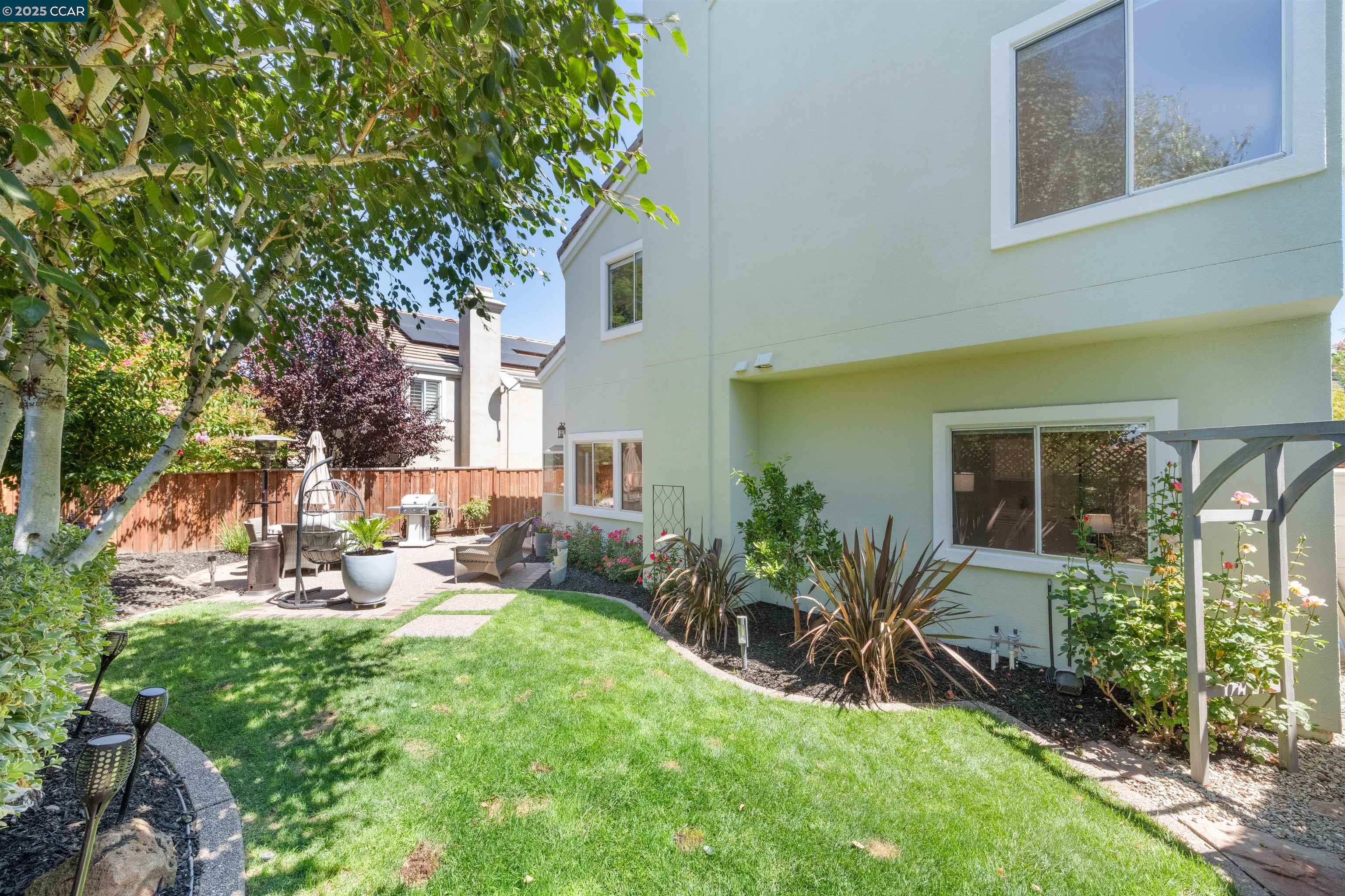 16 Haskins Ranch Cir