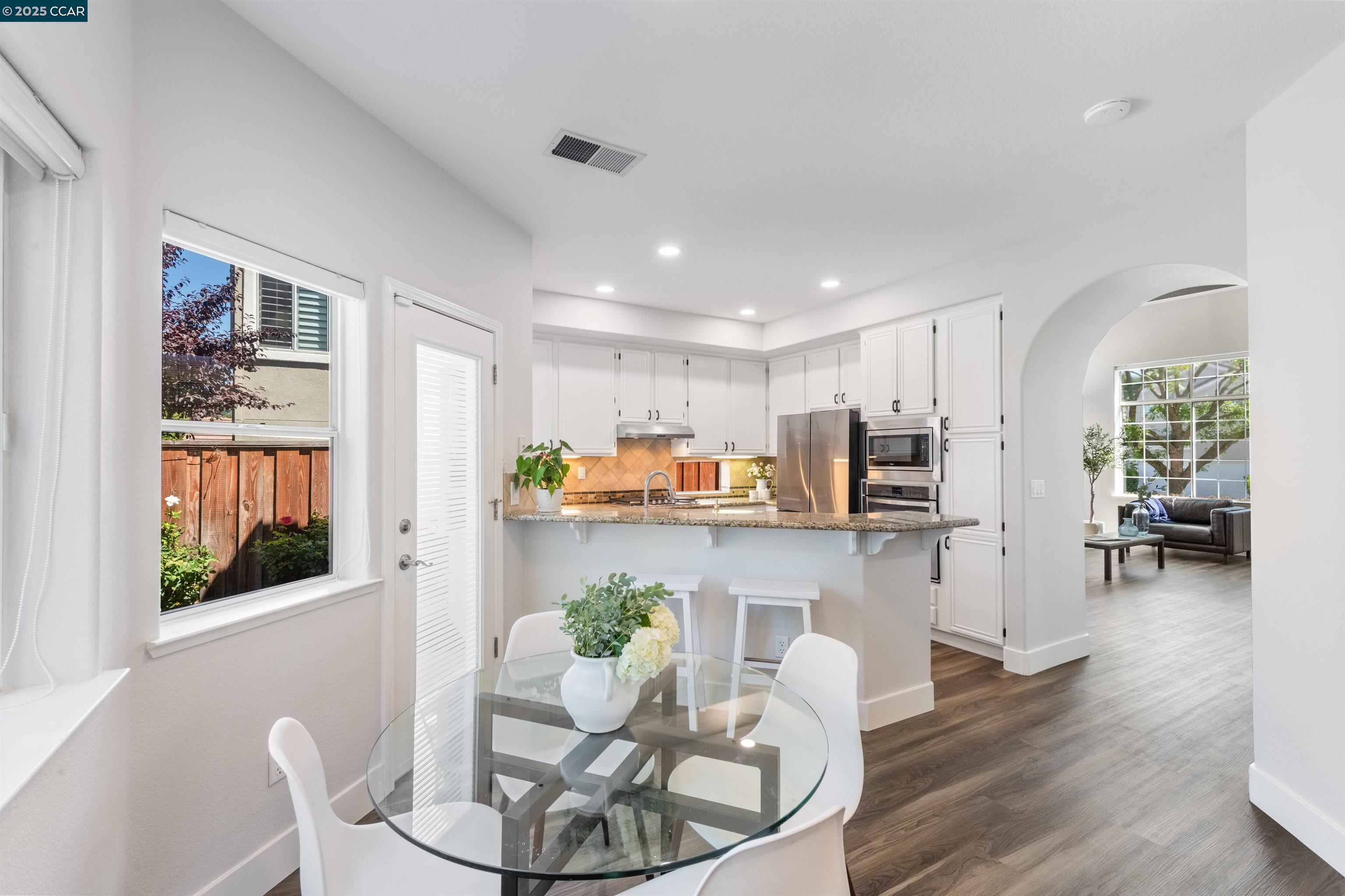 16 Haskins Ranch Cir