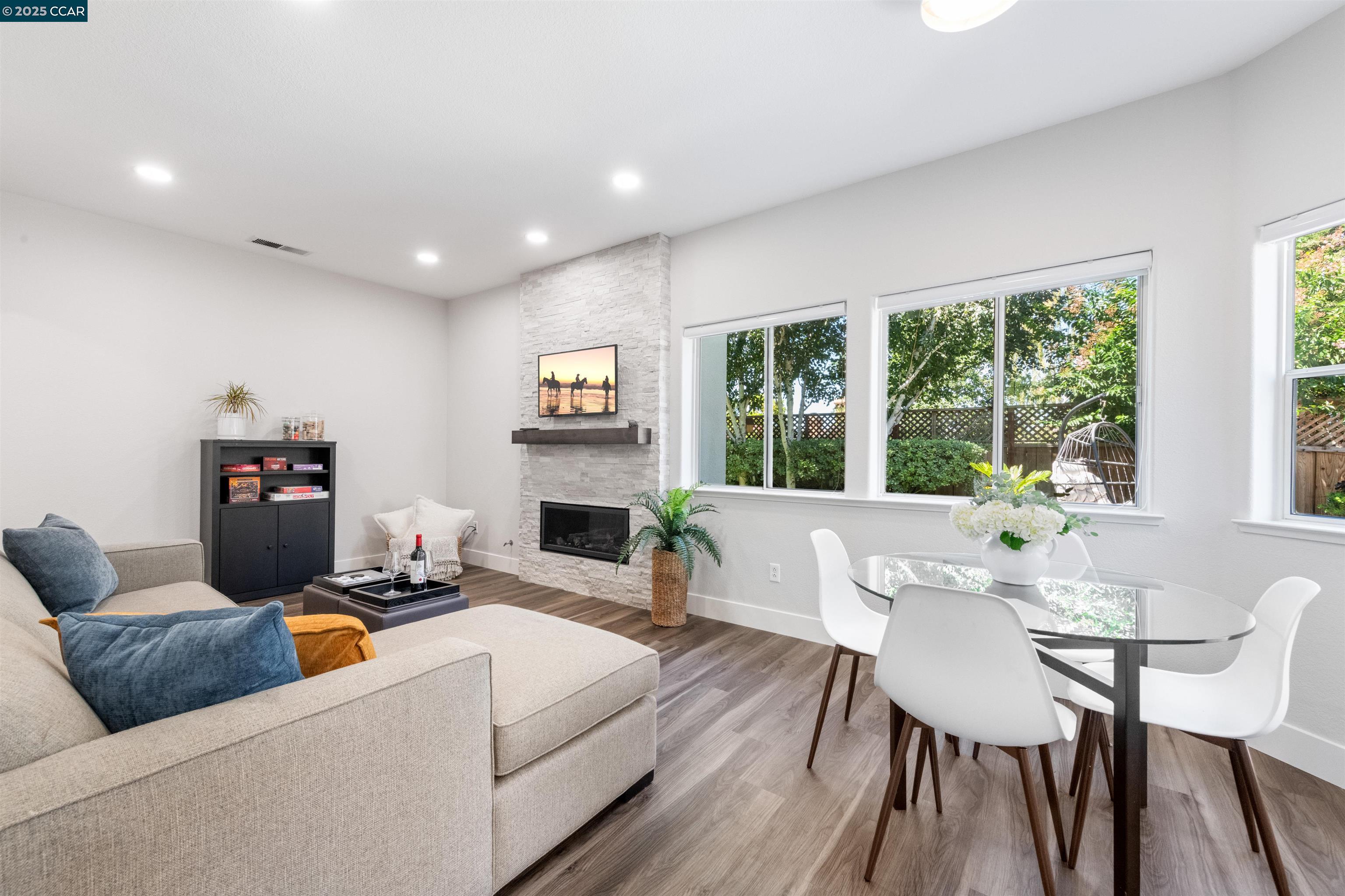 16 Haskins Ranch Cir