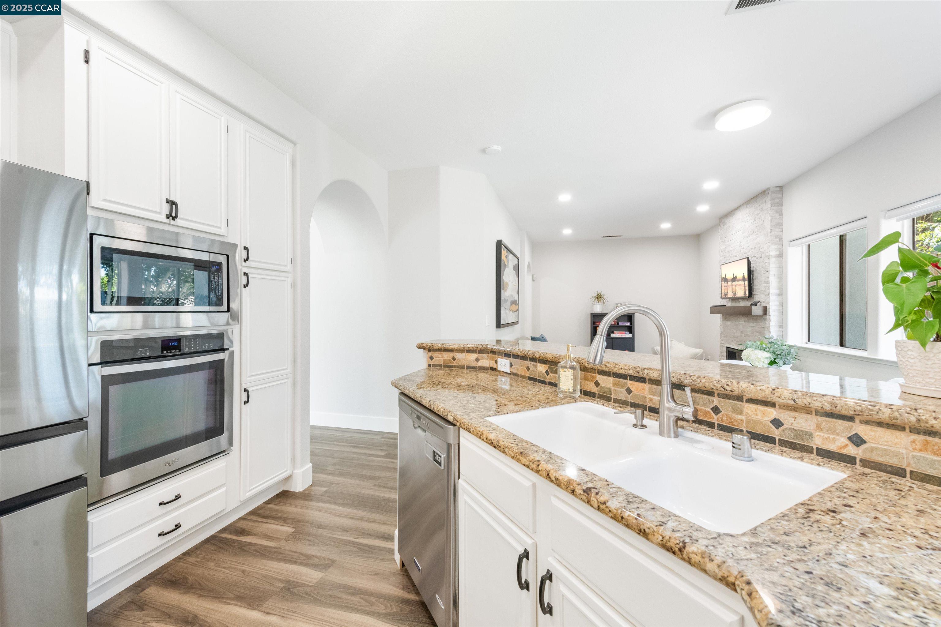 16 Haskins Ranch Cir