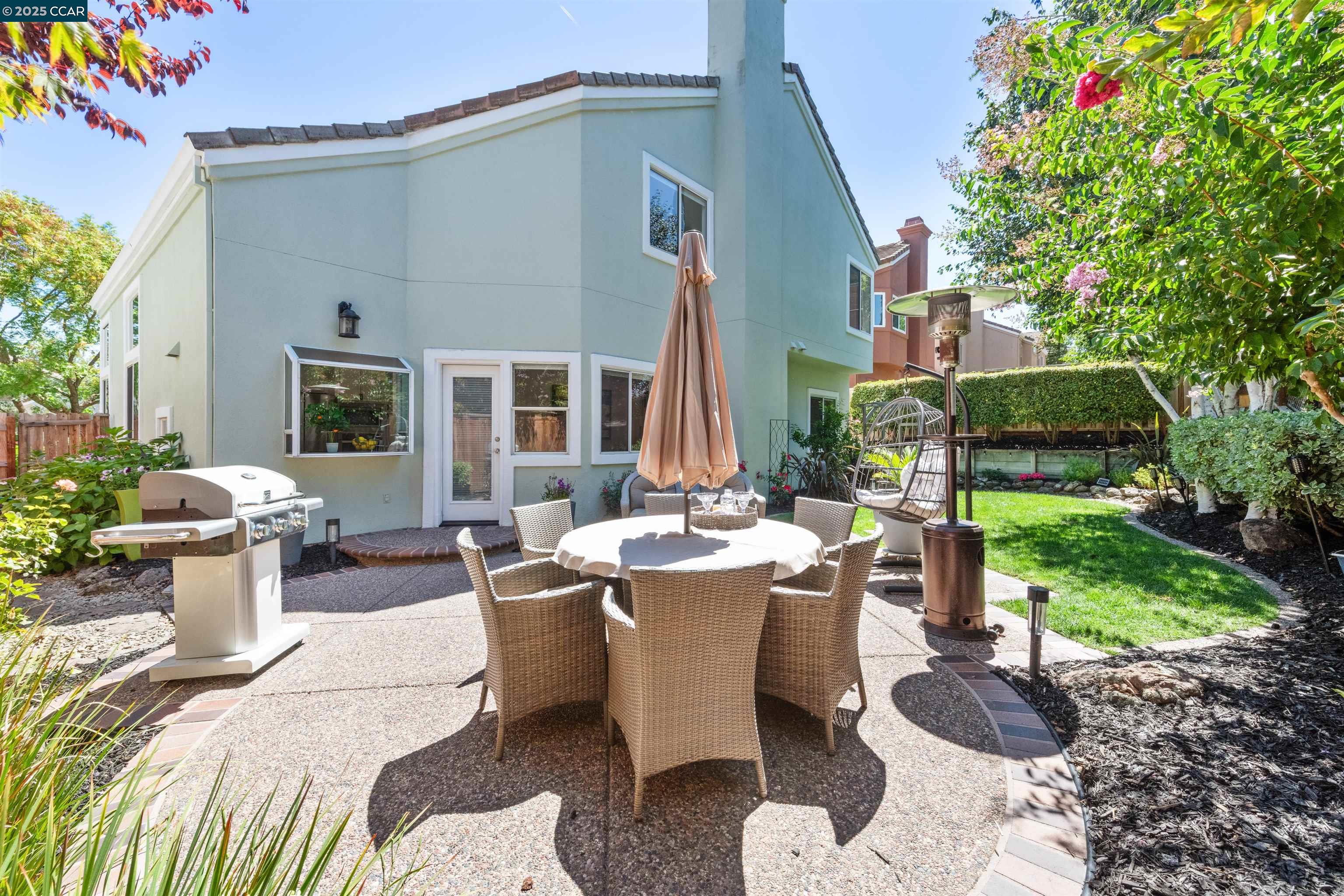 16 Haskins Ranch Cir