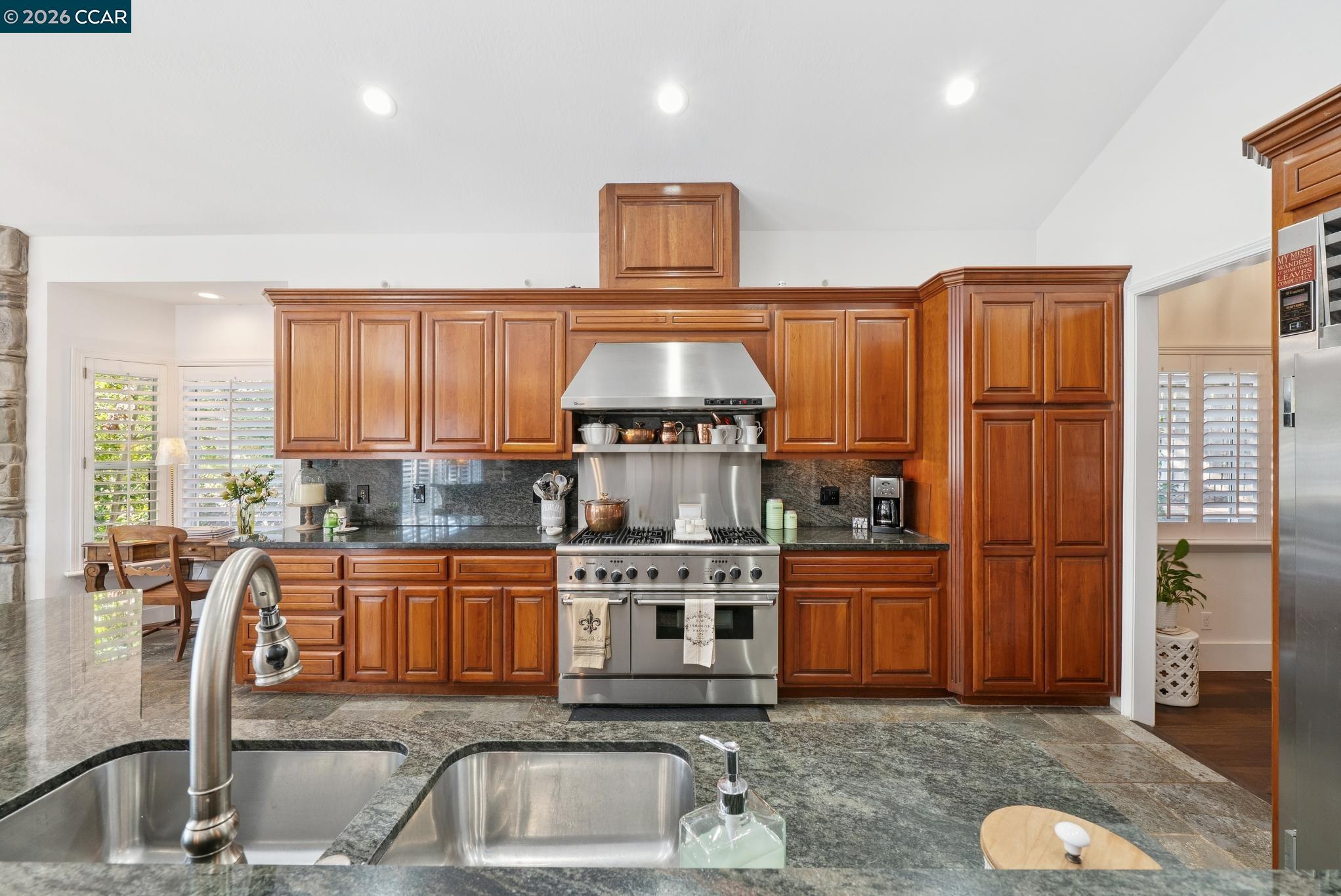 2031 Scarlet Oak Pl