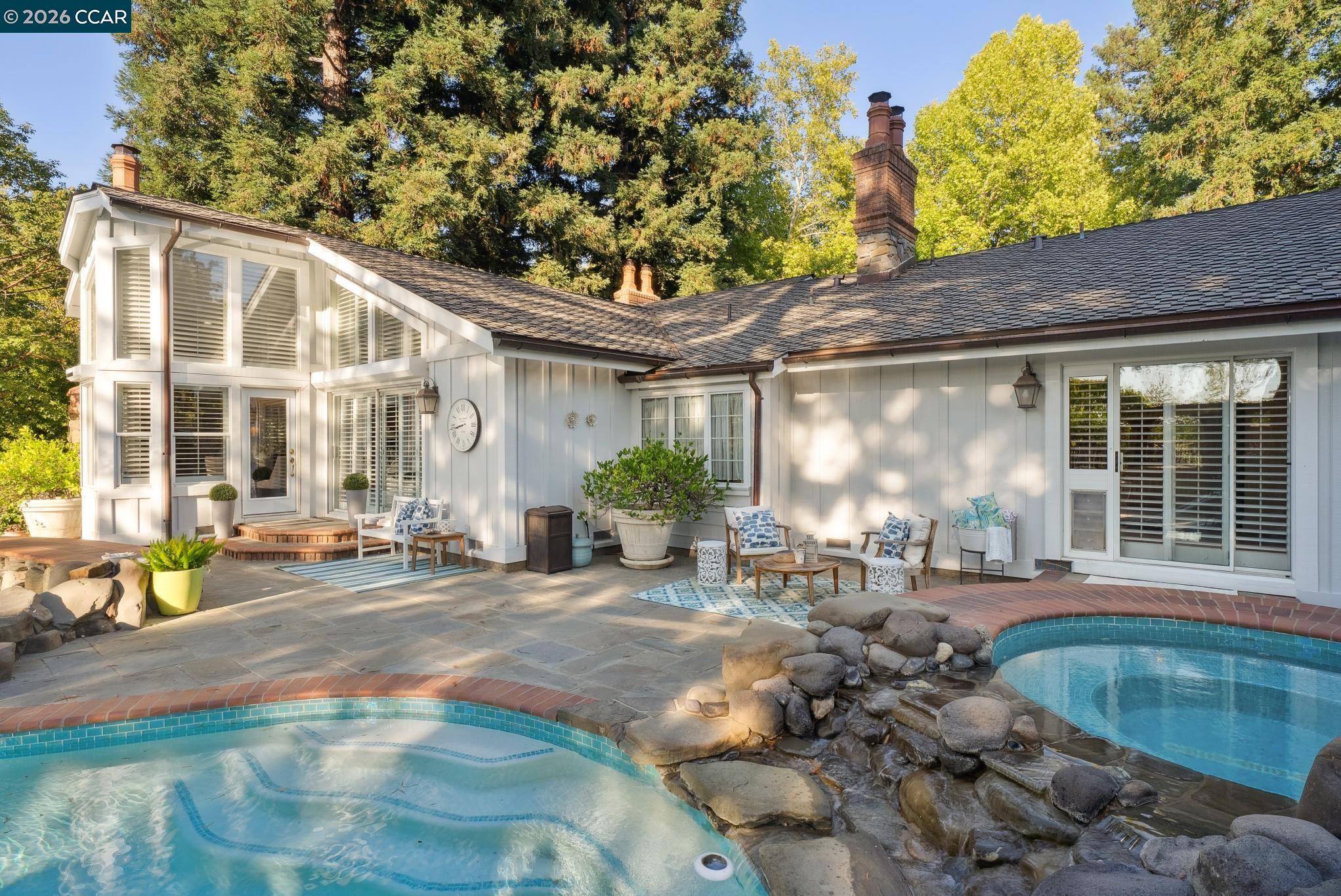 2031 Scarlet Oak Pl