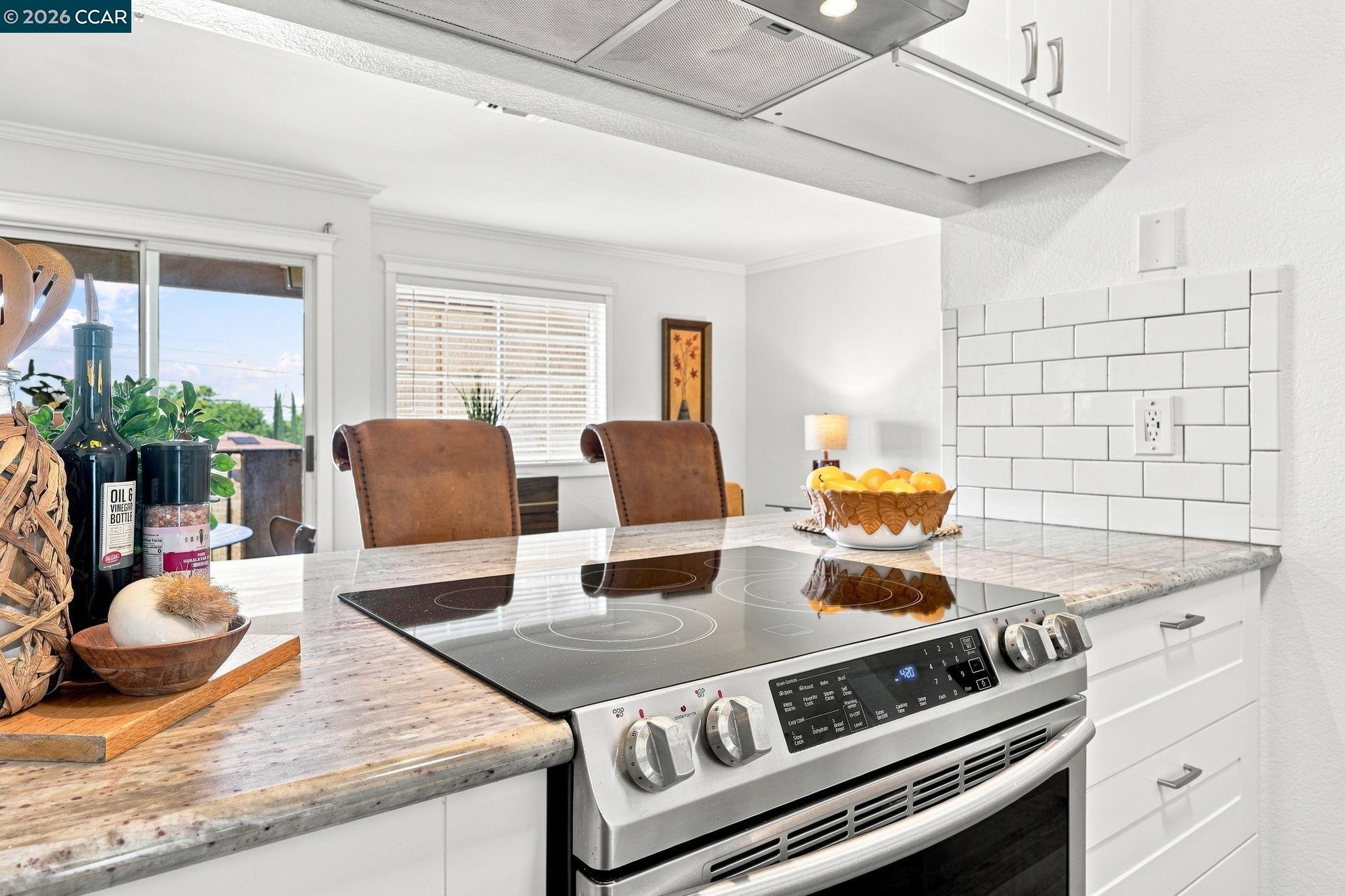 460 Bollinger Canyon Ln # 285