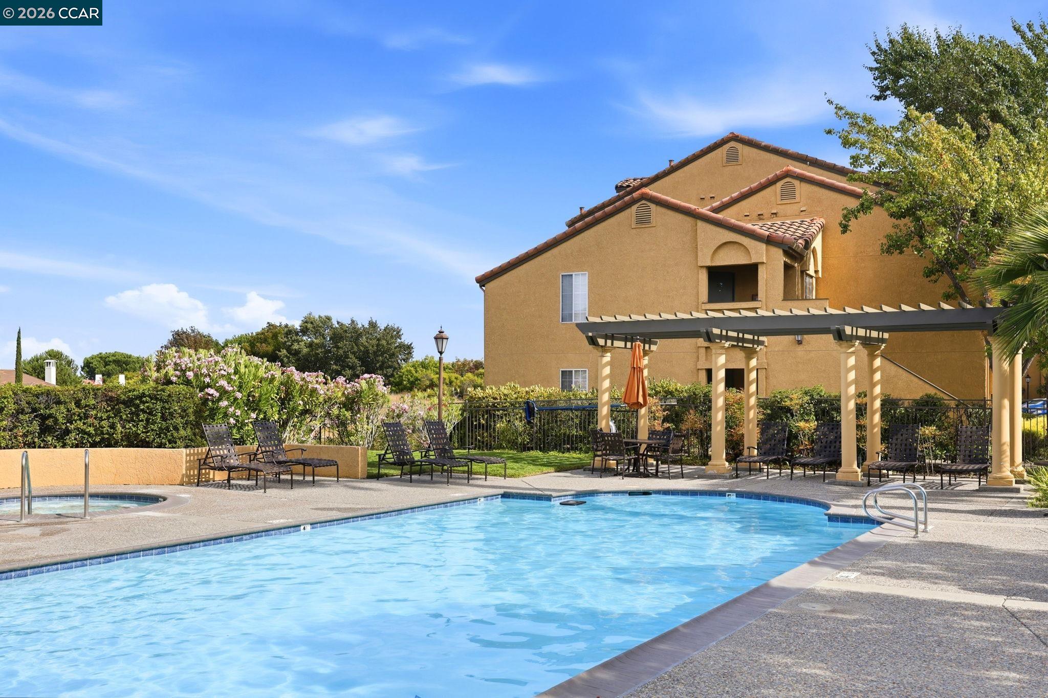 460 Bollinger Canyon Ln # 285