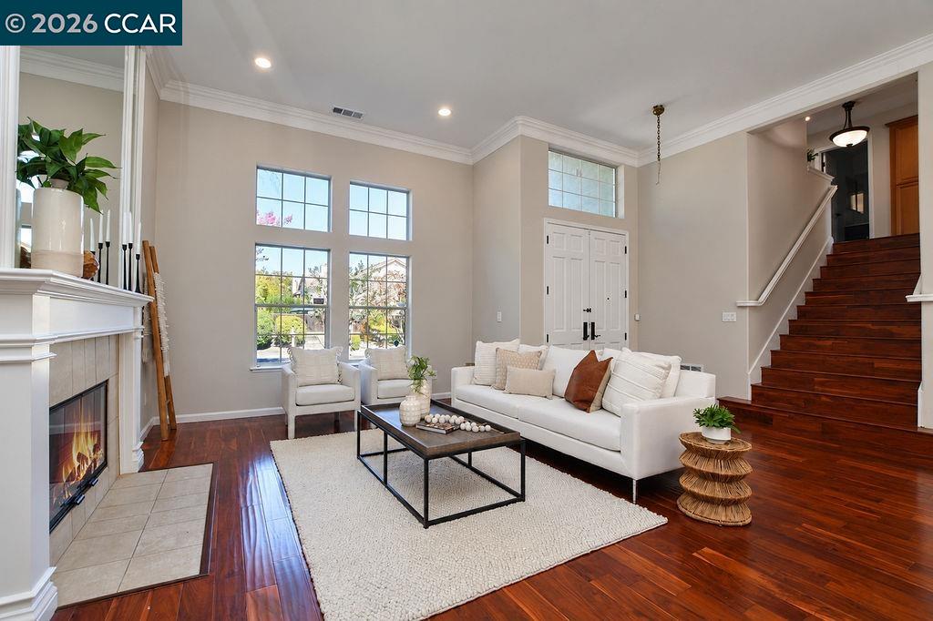 309 Mountain Ridge Dr