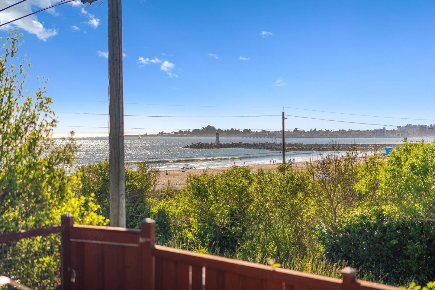 2974 East Cliff Drive