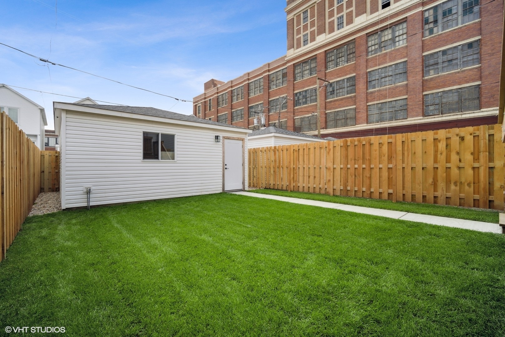2535 W Lexington Street