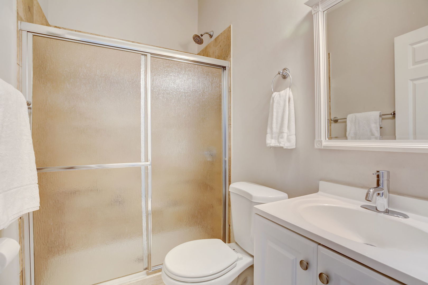 2250 W ADAMS Street Unit: 2