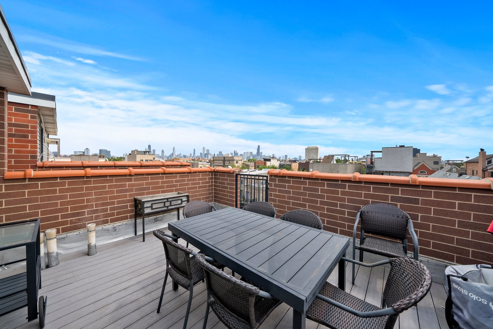 1631 W Pierce Avenue Unit: 2