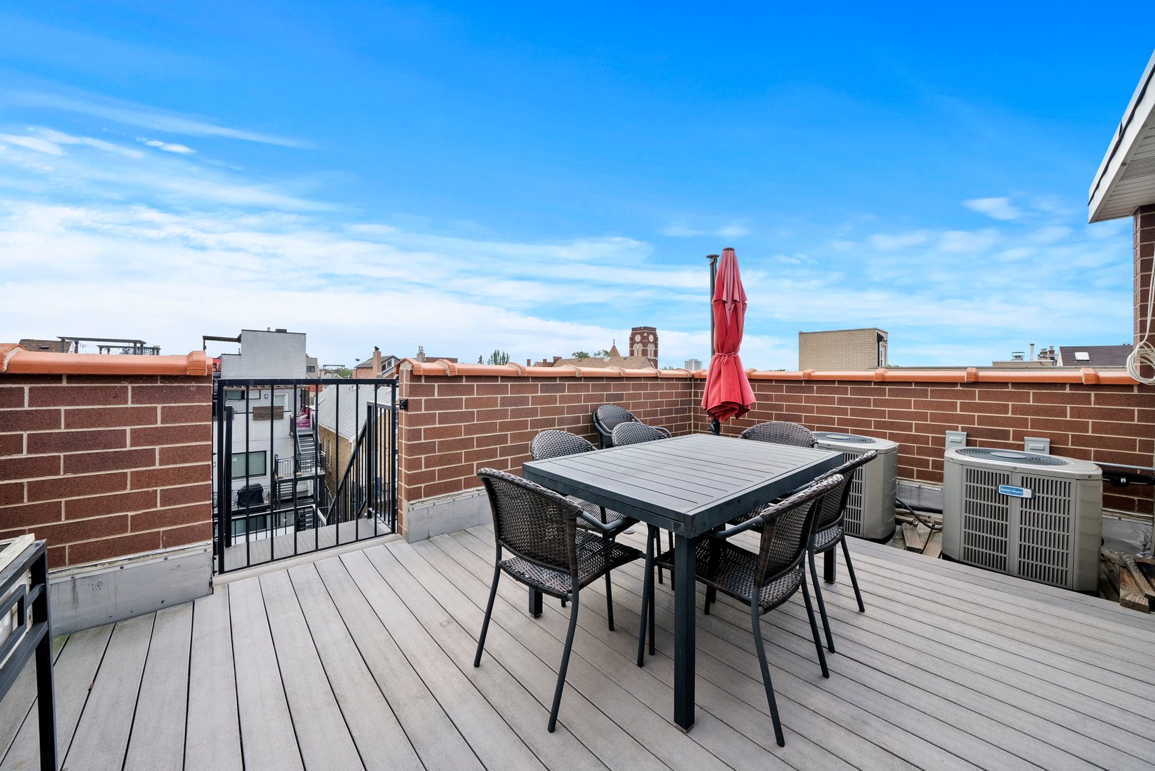 1631 W Pierce Avenue Unit: 2