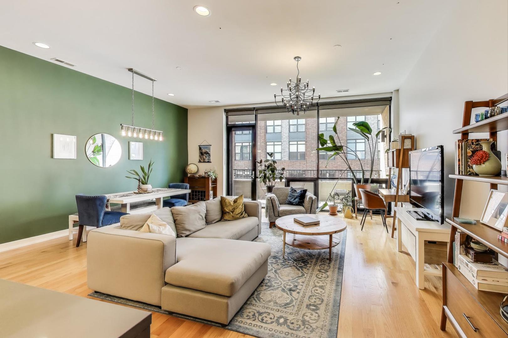 2491 N Milwaukee Avenue Unit: 3N