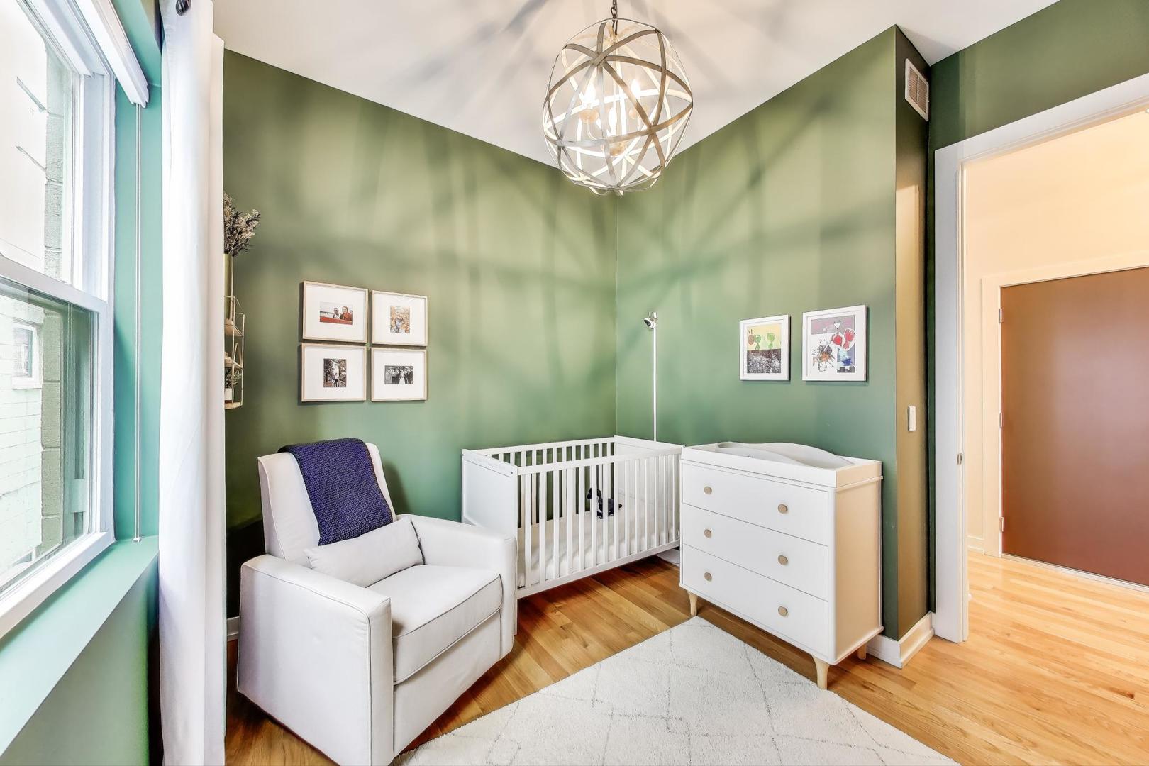 2491 N Milwaukee Avenue Unit: 3N