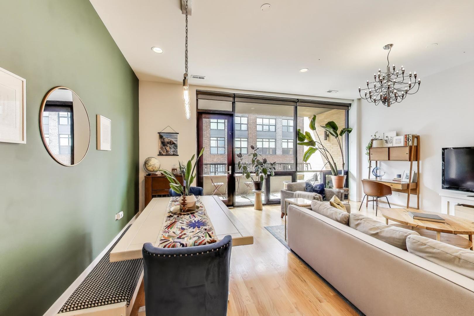 2491 N Milwaukee Avenue Unit: 3N