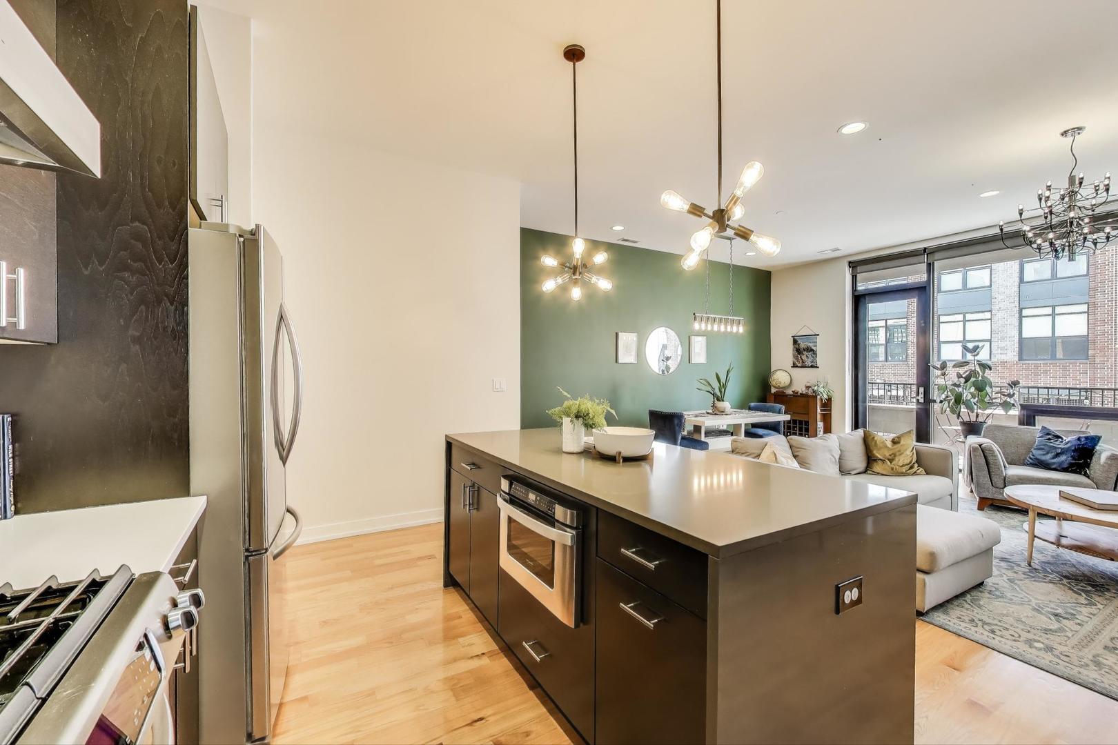 2491 N Milwaukee Avenue Unit: 3N