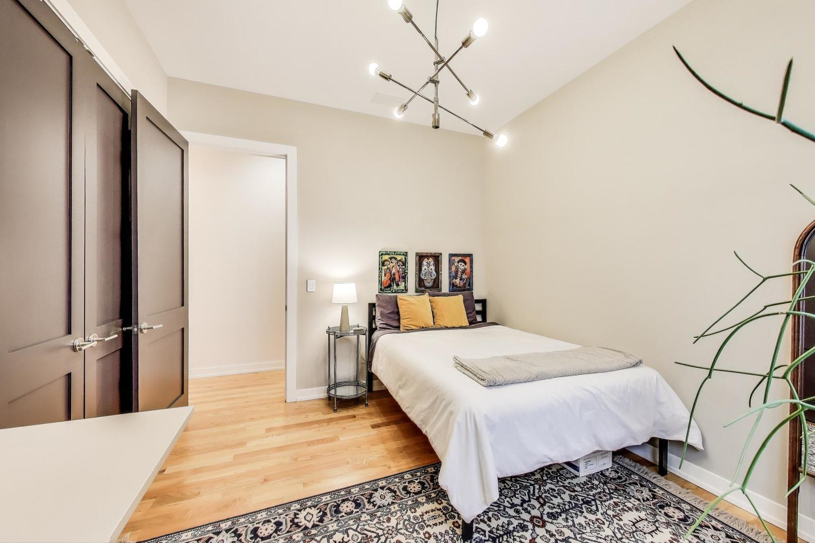 2491 N Milwaukee Avenue Unit: 3N