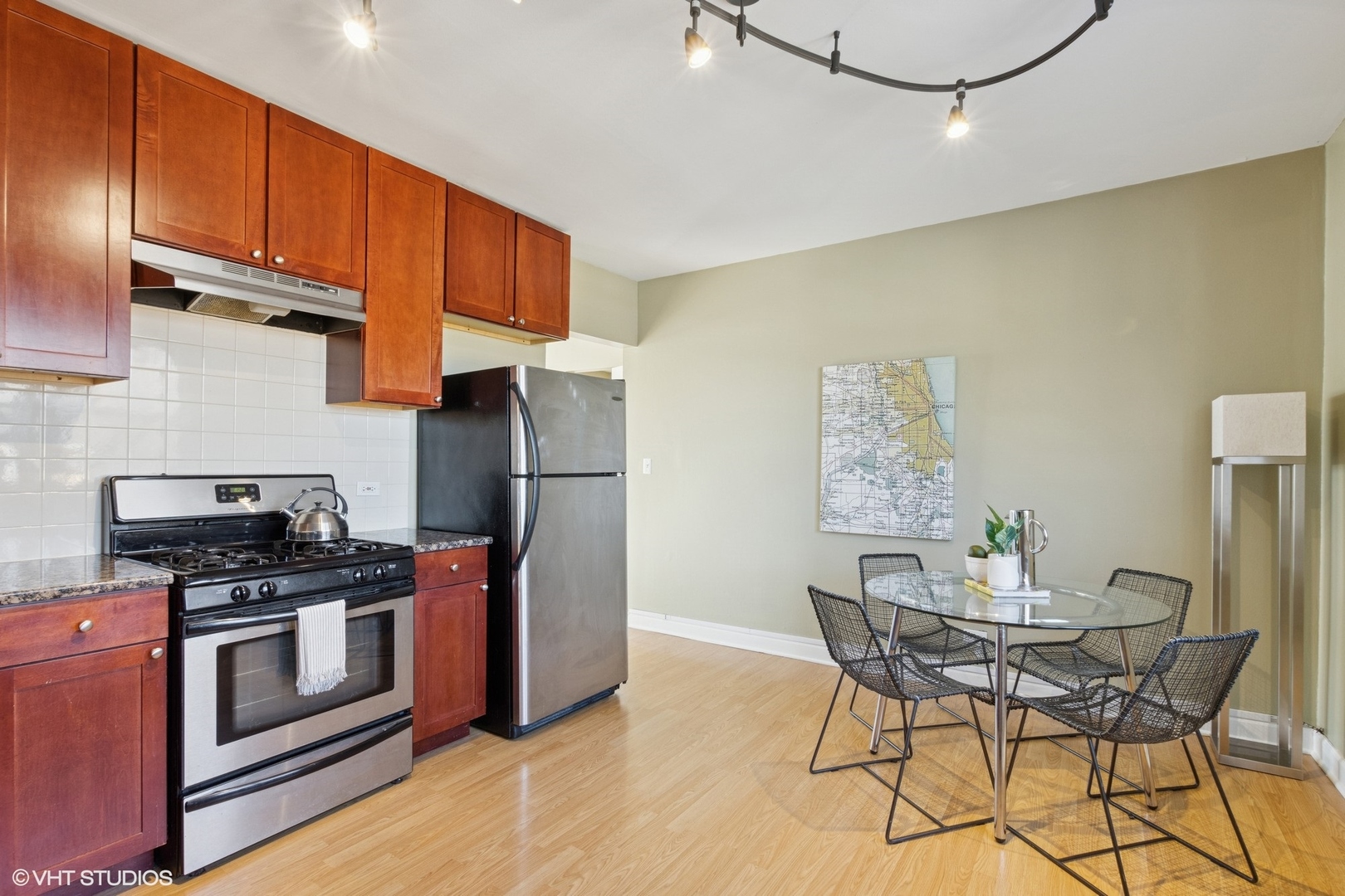 2658 W Rascher Avenue Unit: 301