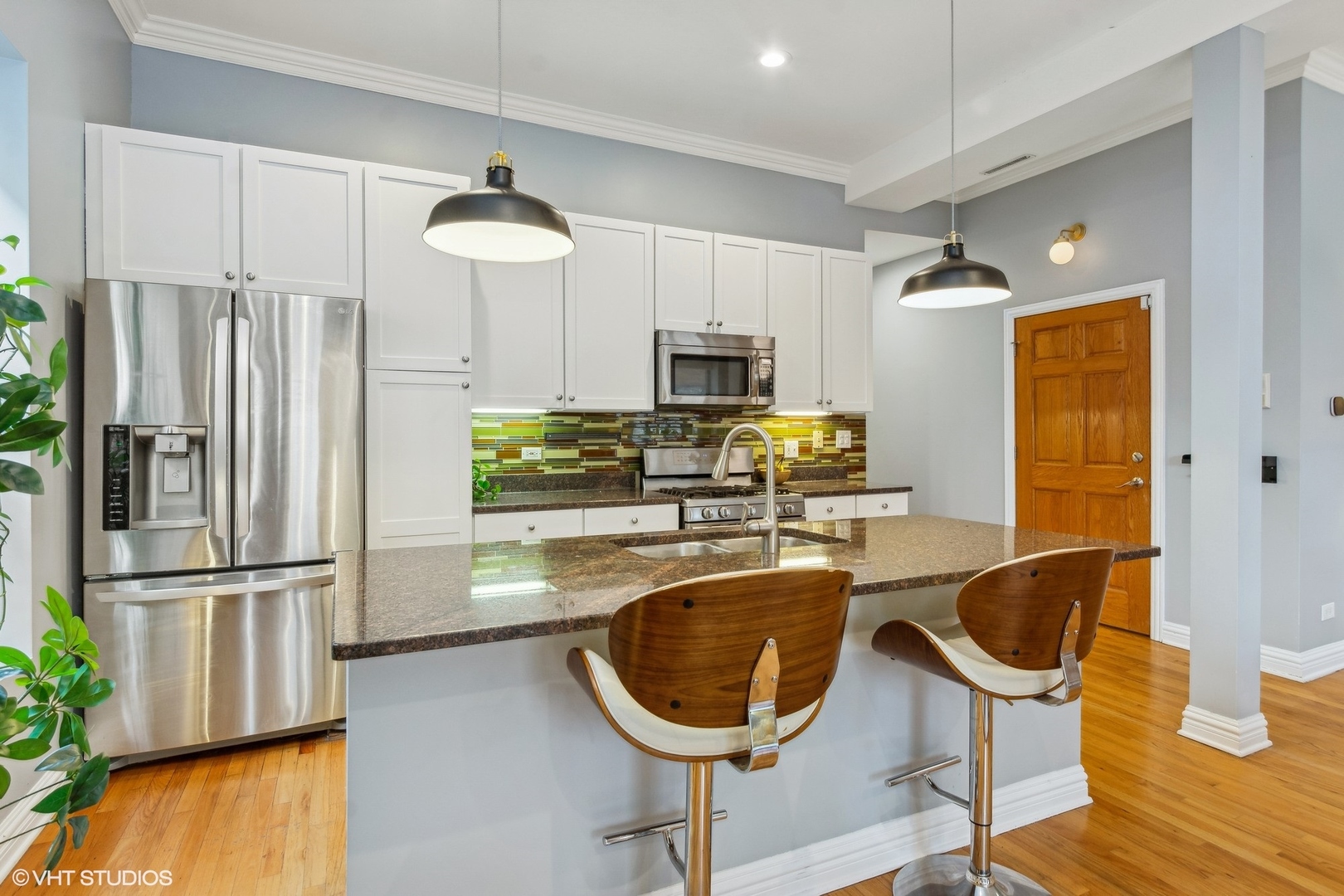 4626 N RACINE Avenue Unit: 3