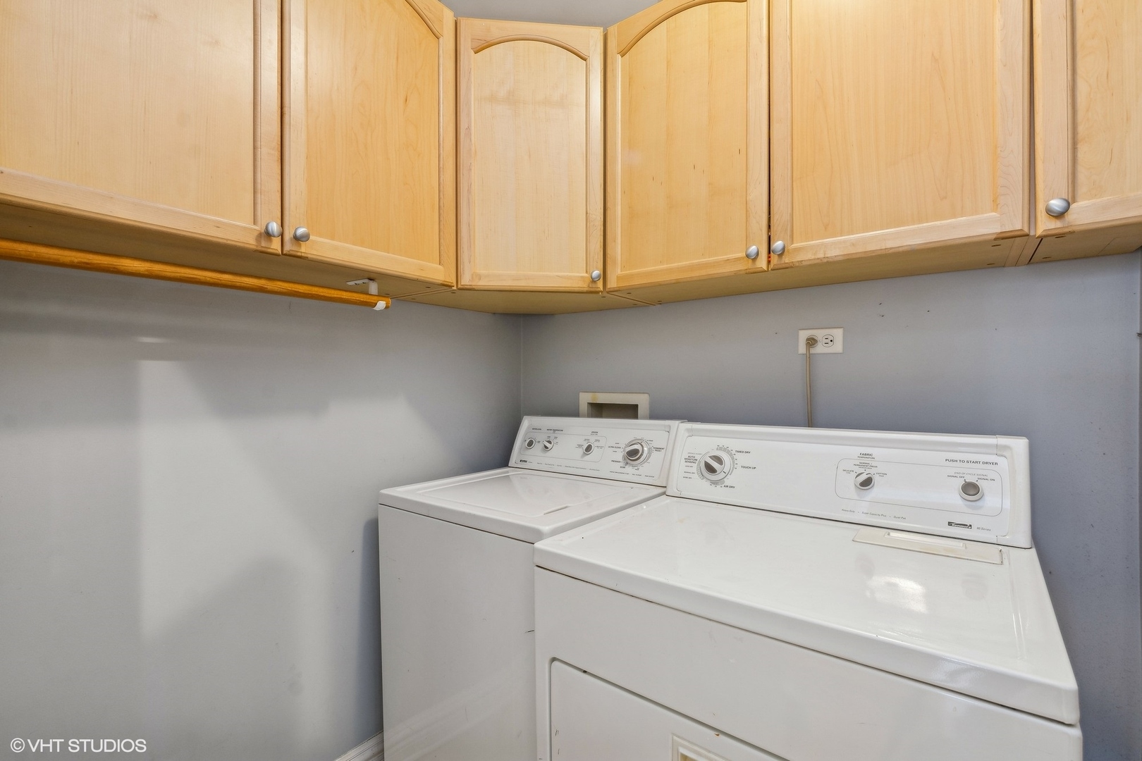 4626 N RACINE Avenue Unit: 3