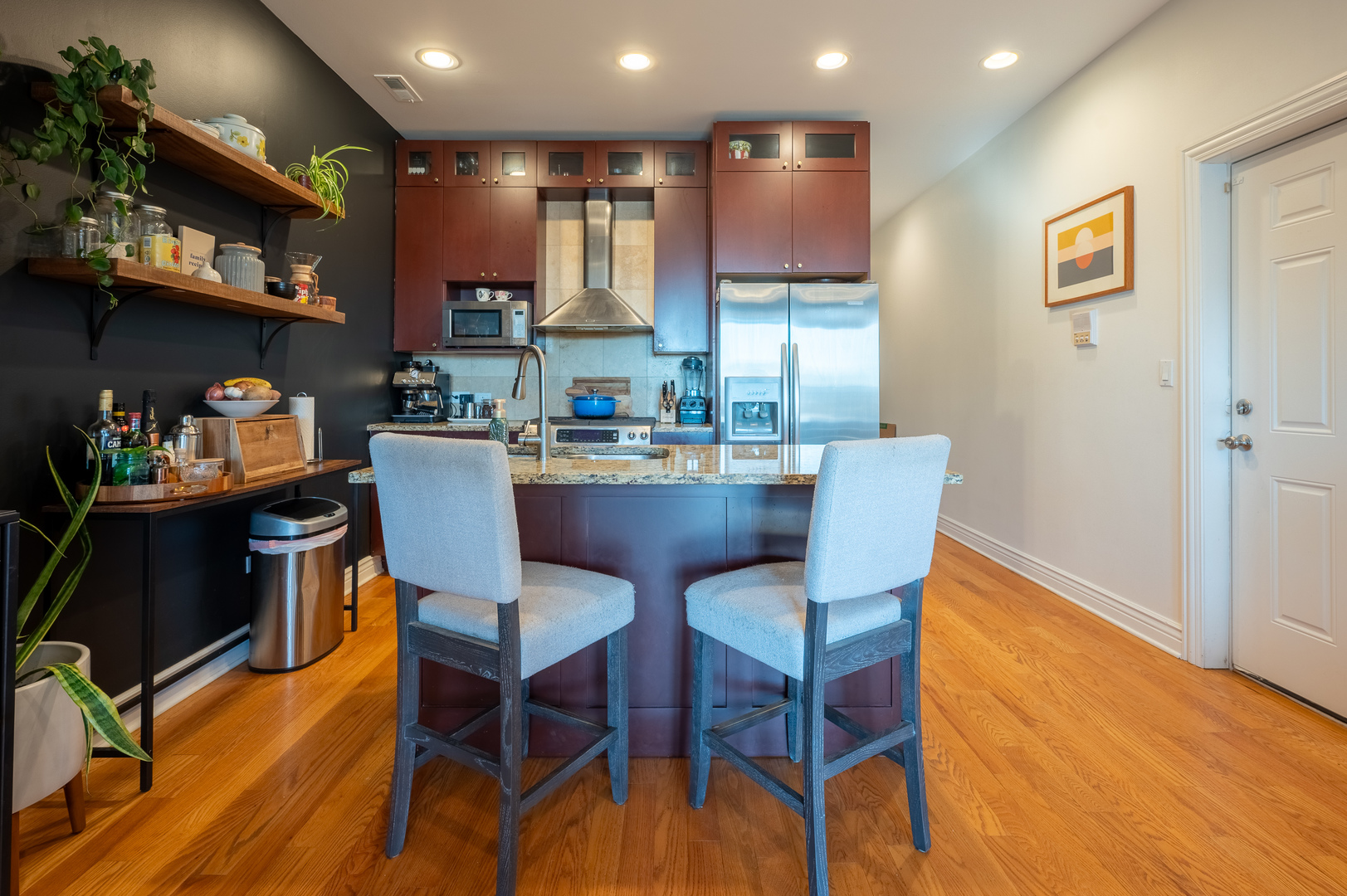 2710 W Chicago Avenue Unit: 3