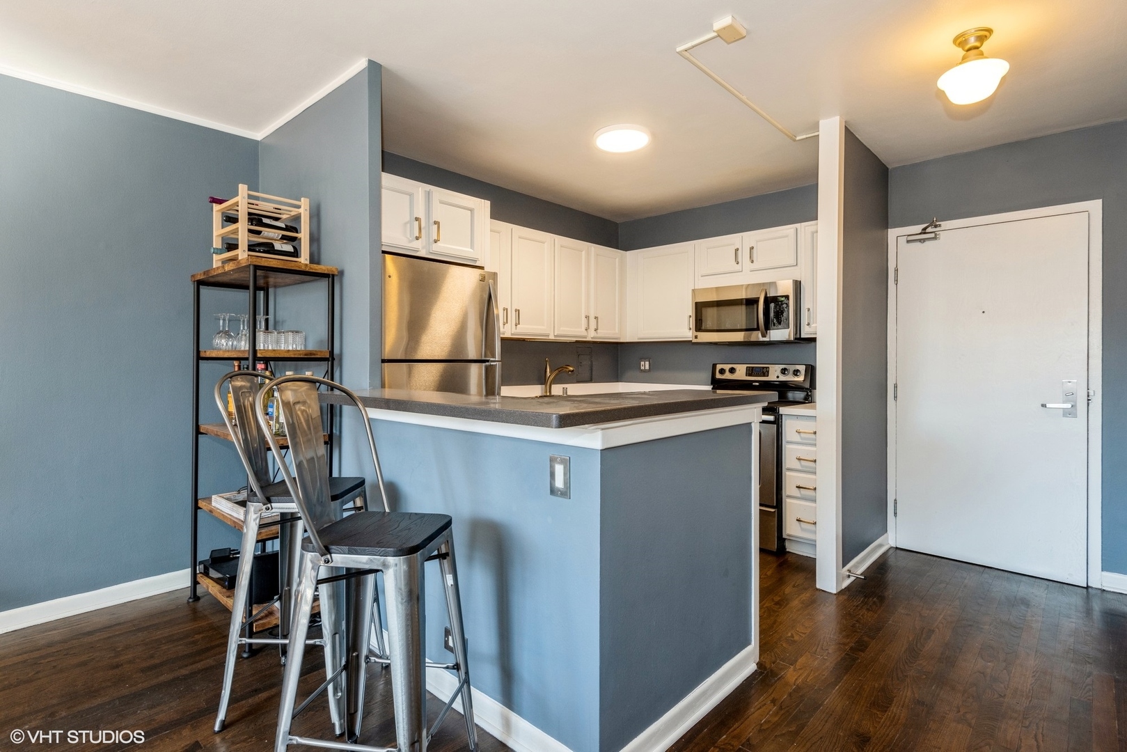 1445 N State Parkway Unit: 806