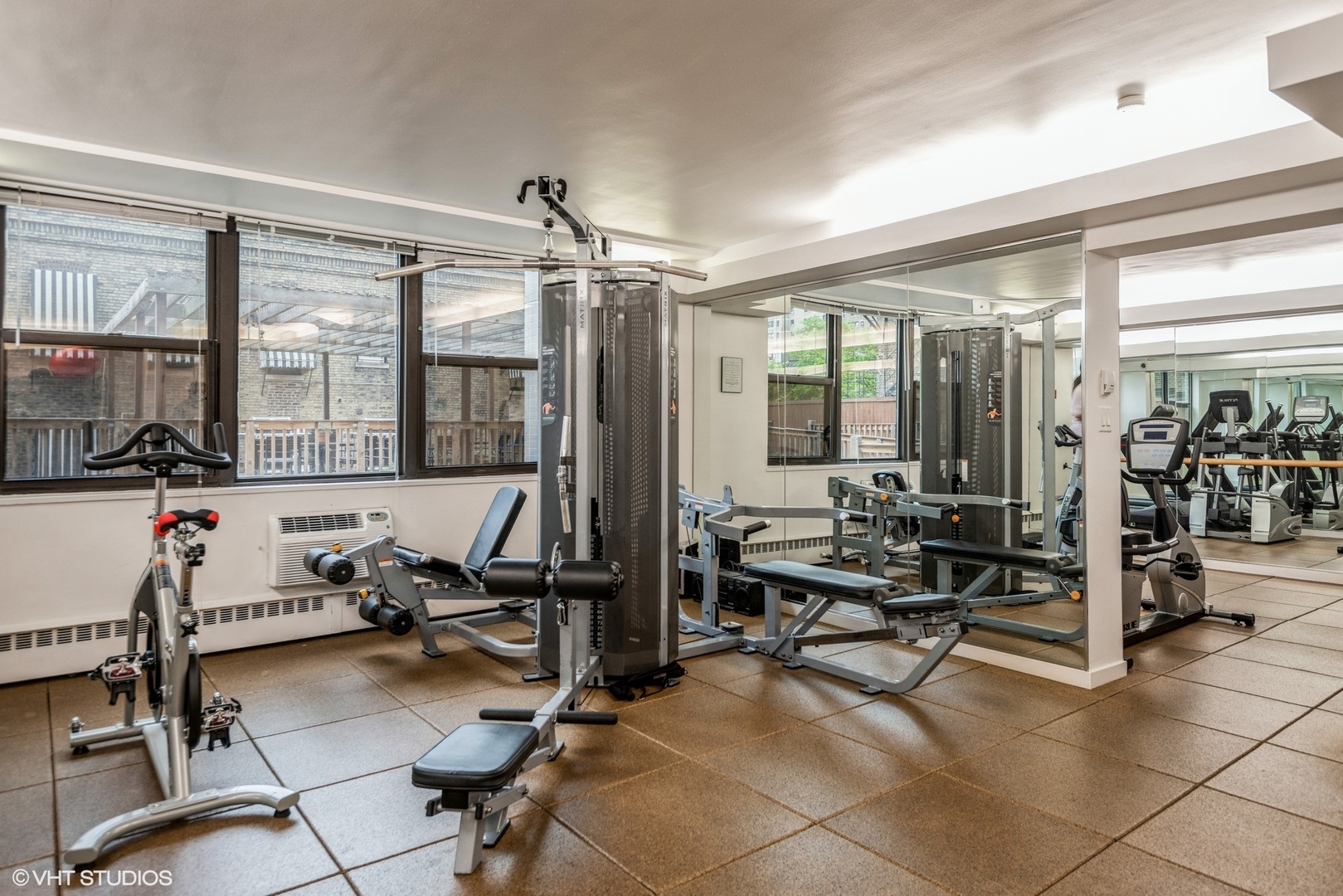 1445 N State Parkway Unit: 806