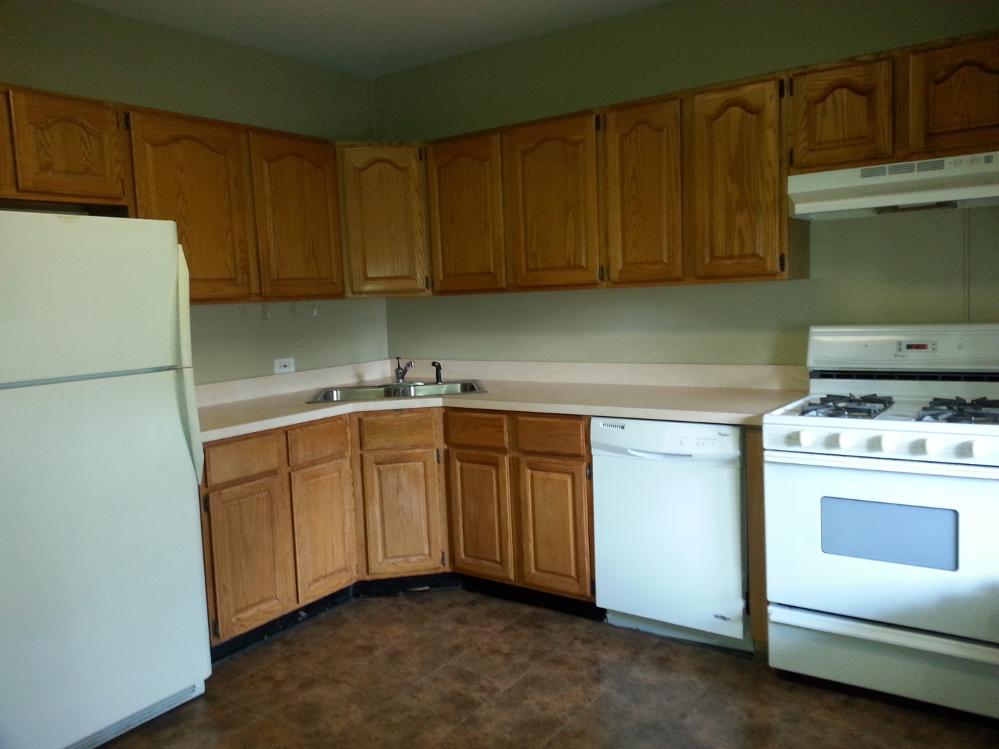 2325 W Shakespeare Avenue