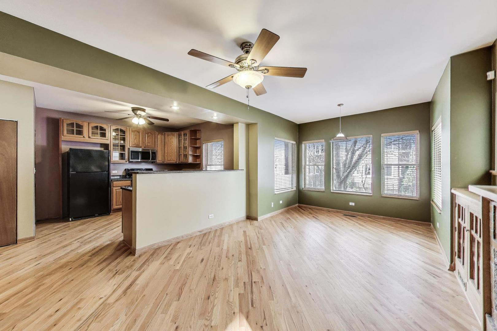 3653 W Leland Avenue Unit: 1E